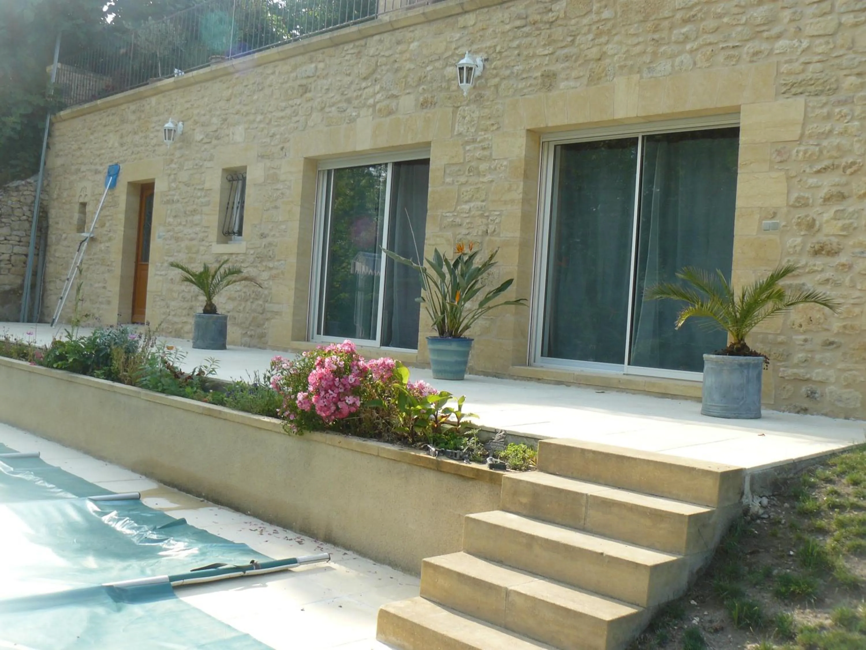 Facade/entrance in Chambres d'Hôtes & Gites Pouget