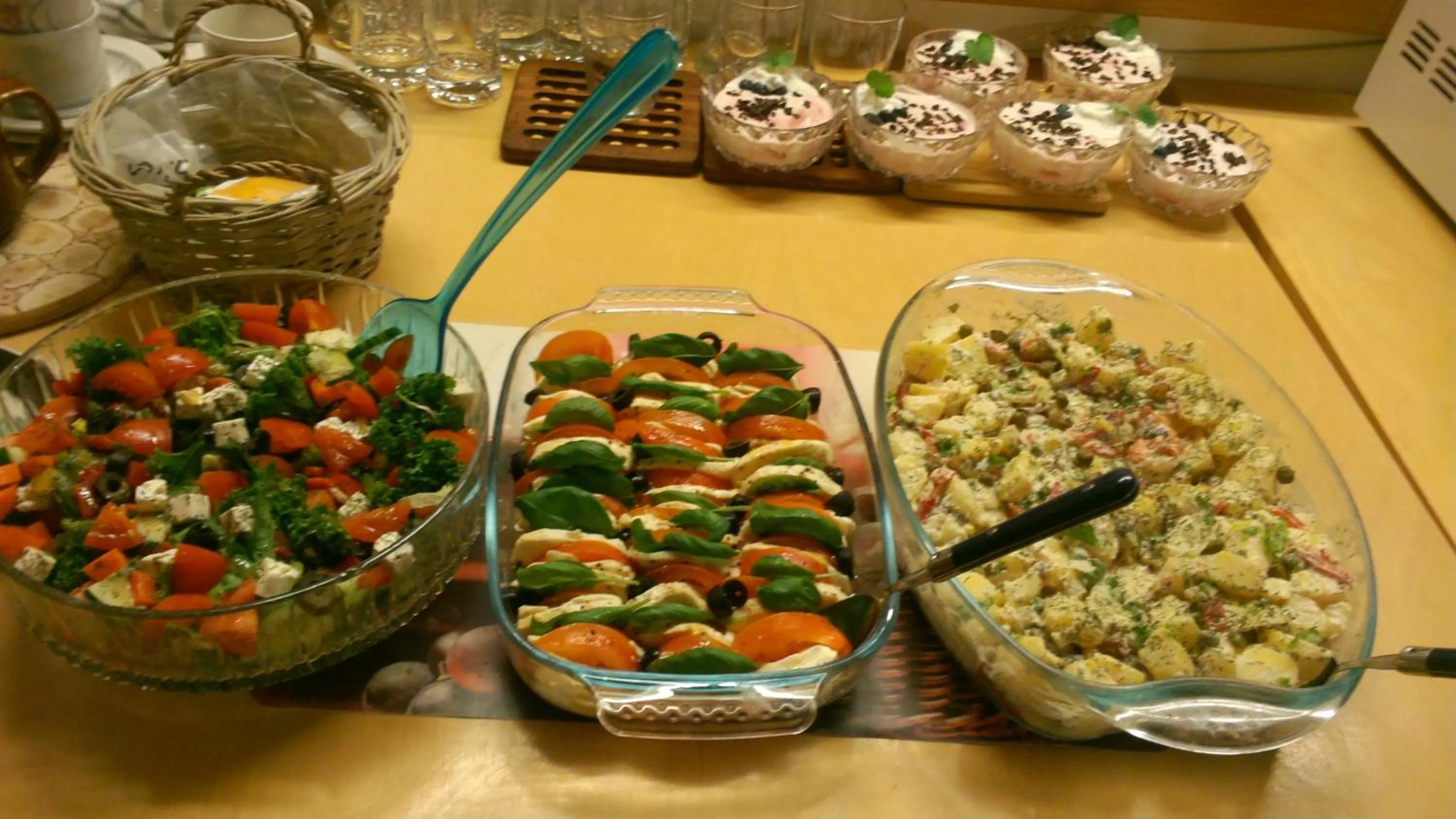 Restaurant/places to eat in Jaala Hotel Guesthouse