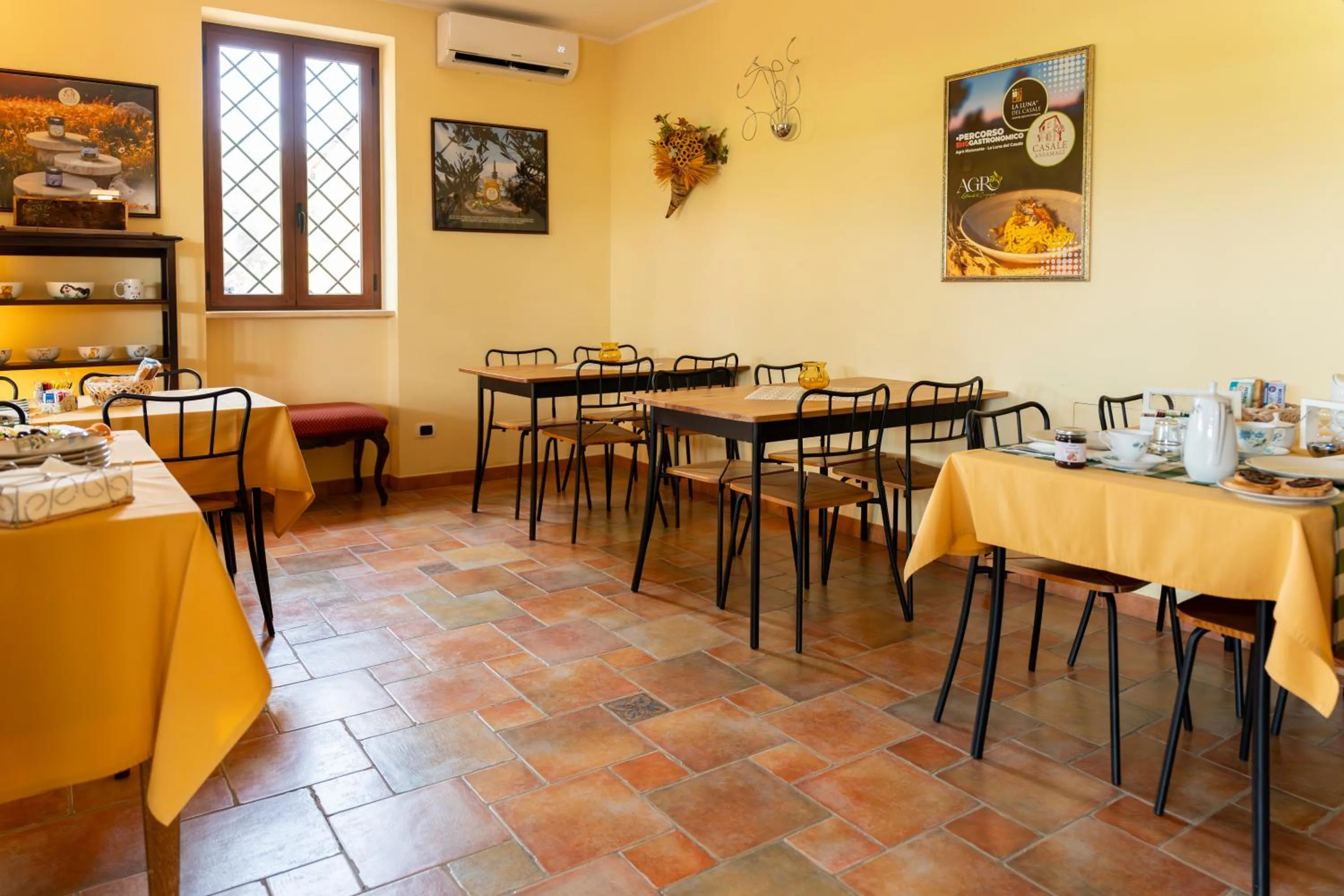 Coffee/tea facilities in B&B Casale Ansamagi Relax & Pool