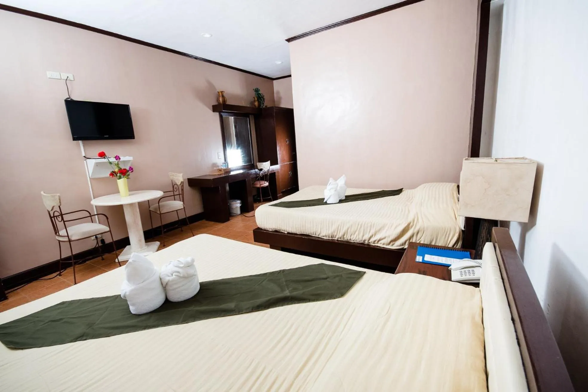 Bed in San Remigio Beach Club