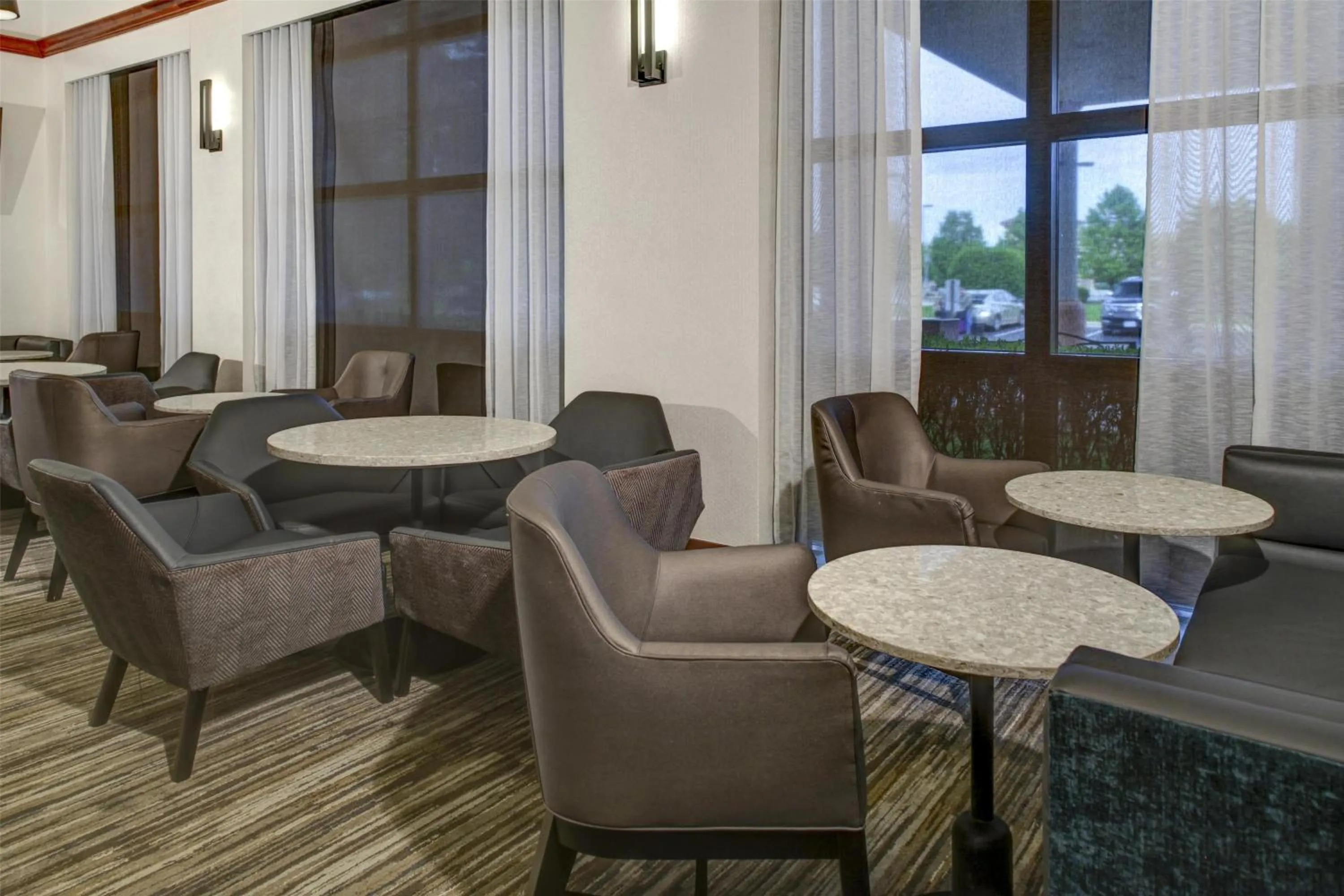 Lounge or bar in Hyatt Place Atlanta / Norcross / Peachtree