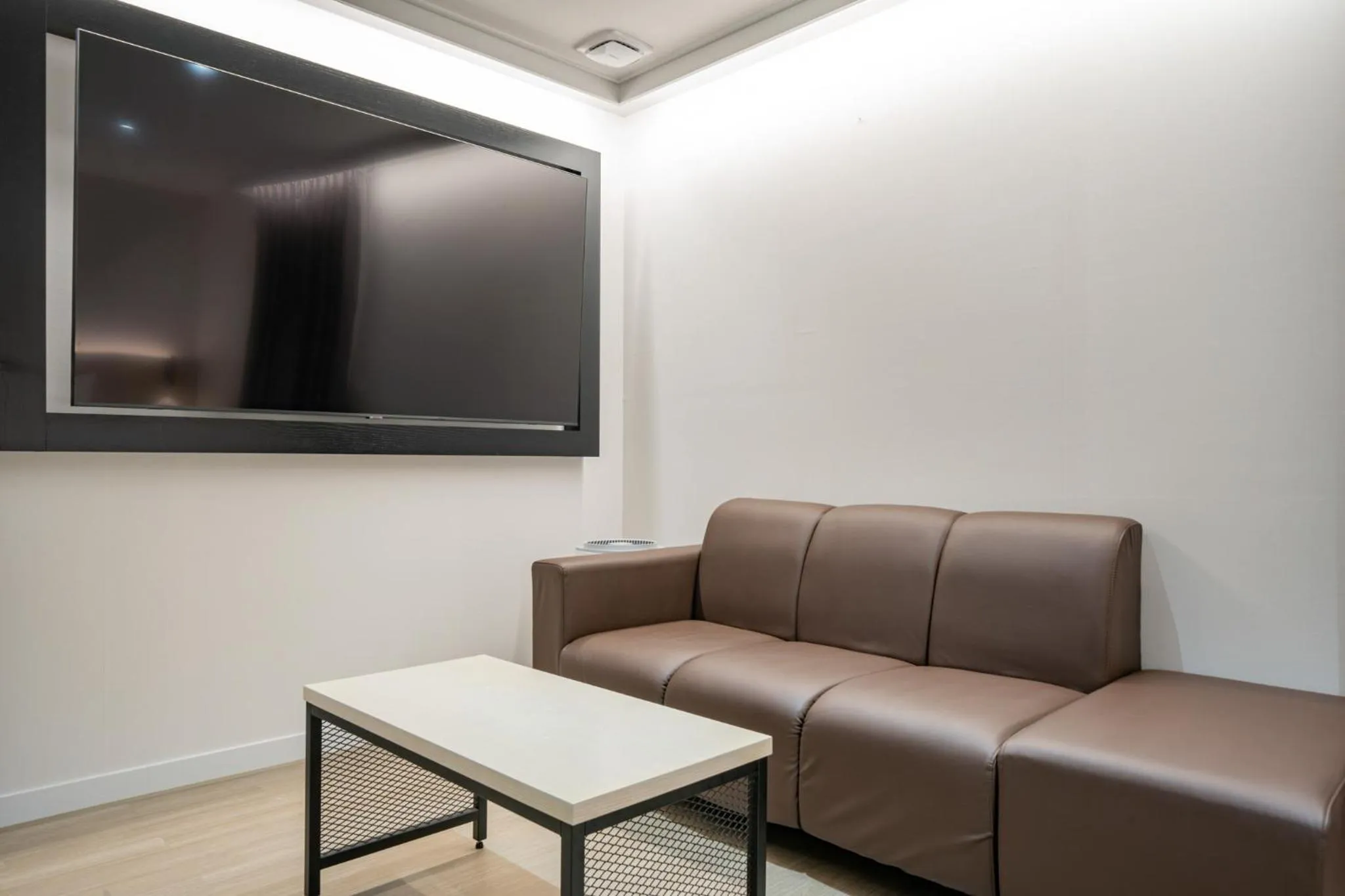 Hound Hotel Mokpo Peace Plaza