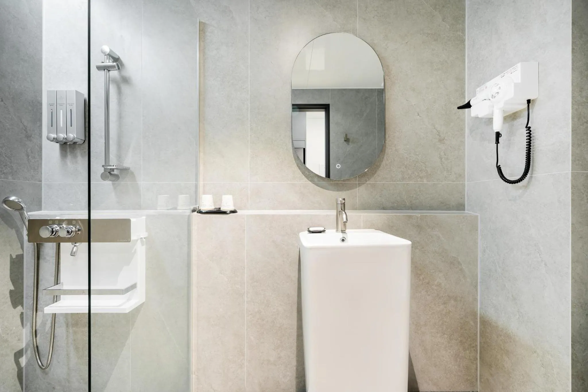 Hound Hotel Mokpo Peace Plaza