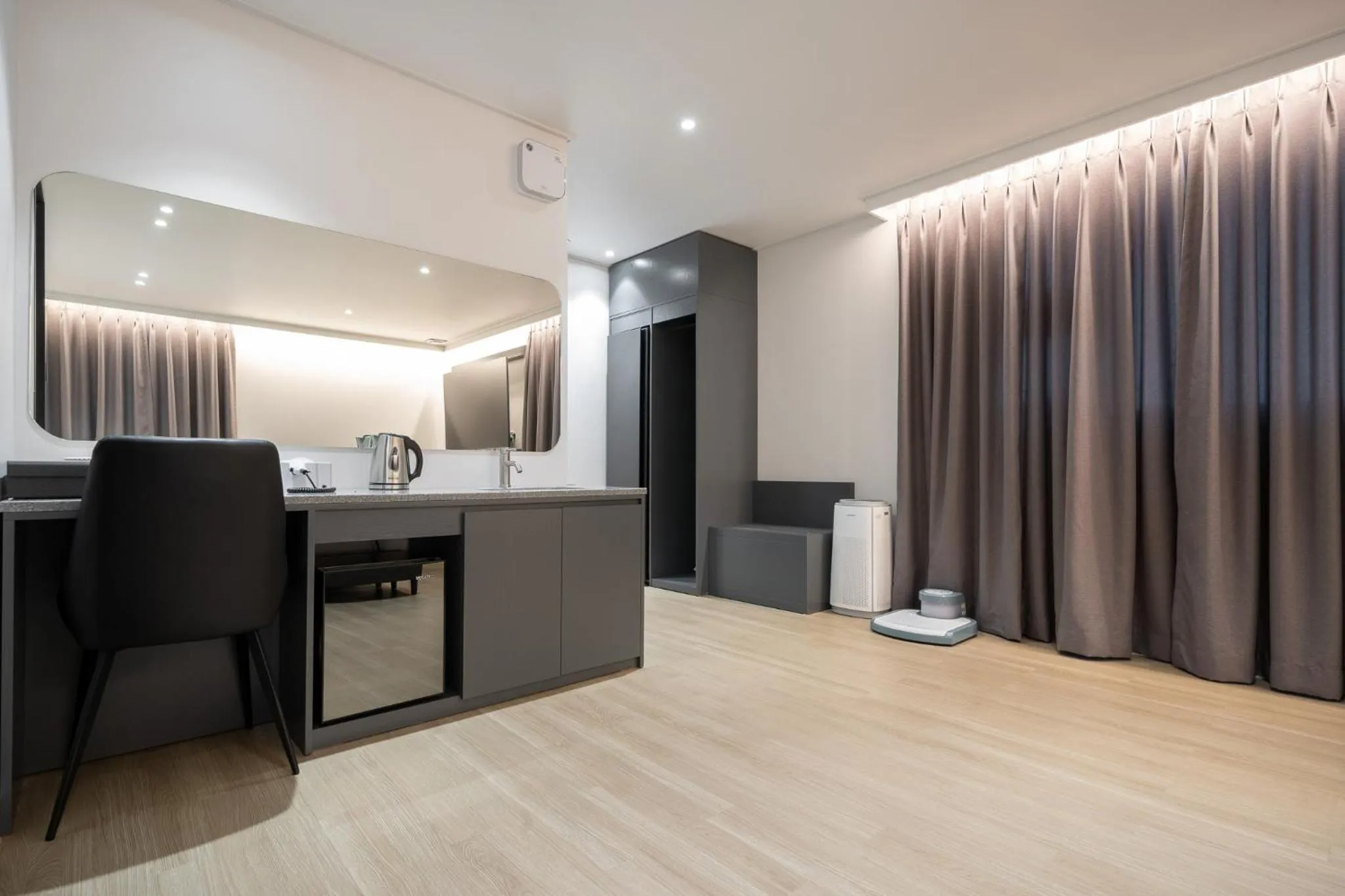 Hound Hotel Mokpo Peace Plaza