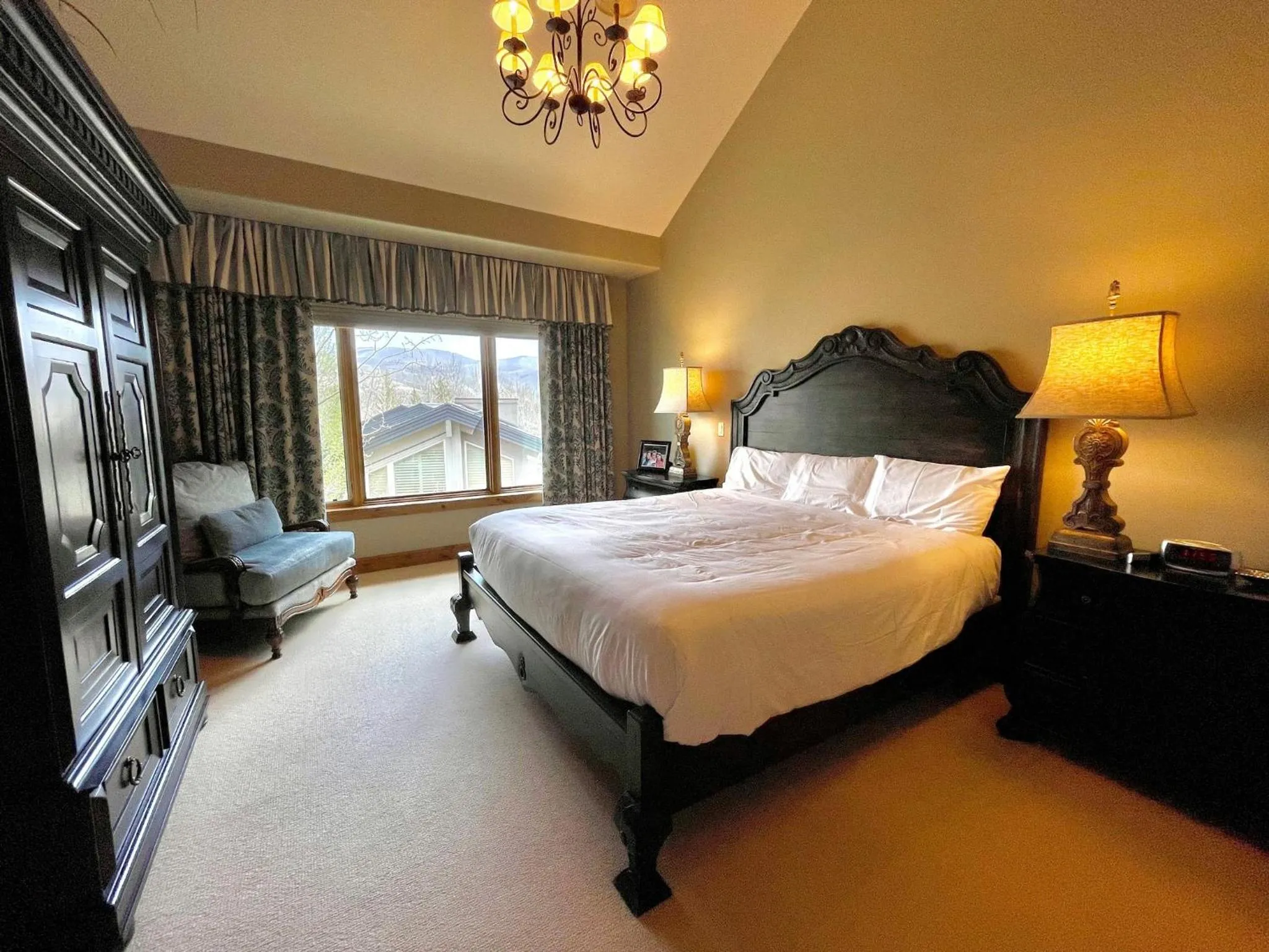 Bedroom, Bed in Arrowhead Village, A Vail Resorts Property