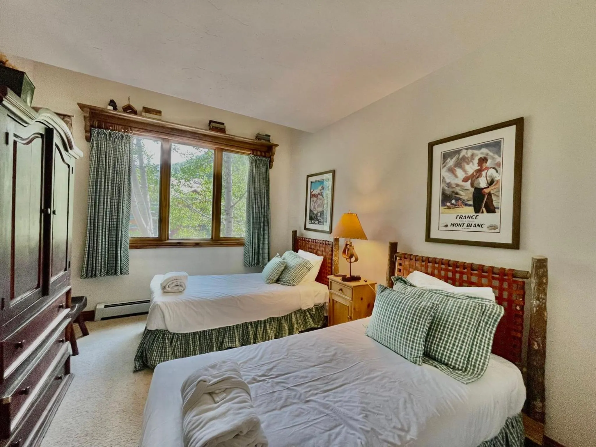 Bedroom, Bed in Arrowhead Village, A Vail Resorts Property