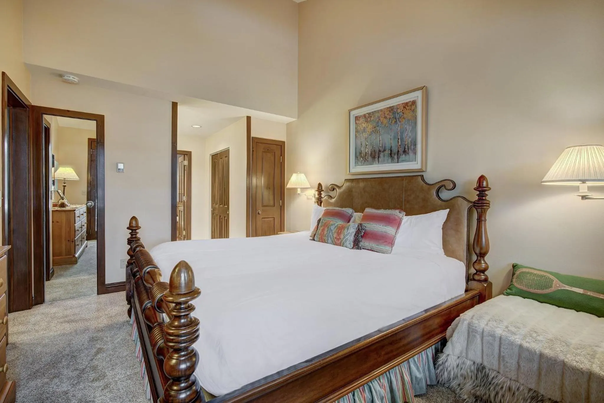 Bedroom, Bed in Arrowhead Village, A Vail Resorts Property
