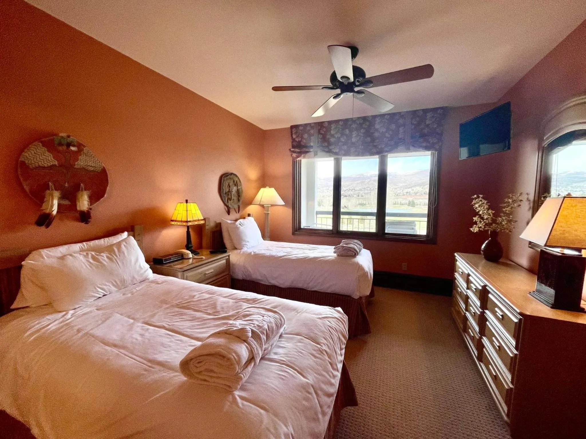Bedroom, Bed in Arrowhead Village, A Vail Resorts Property