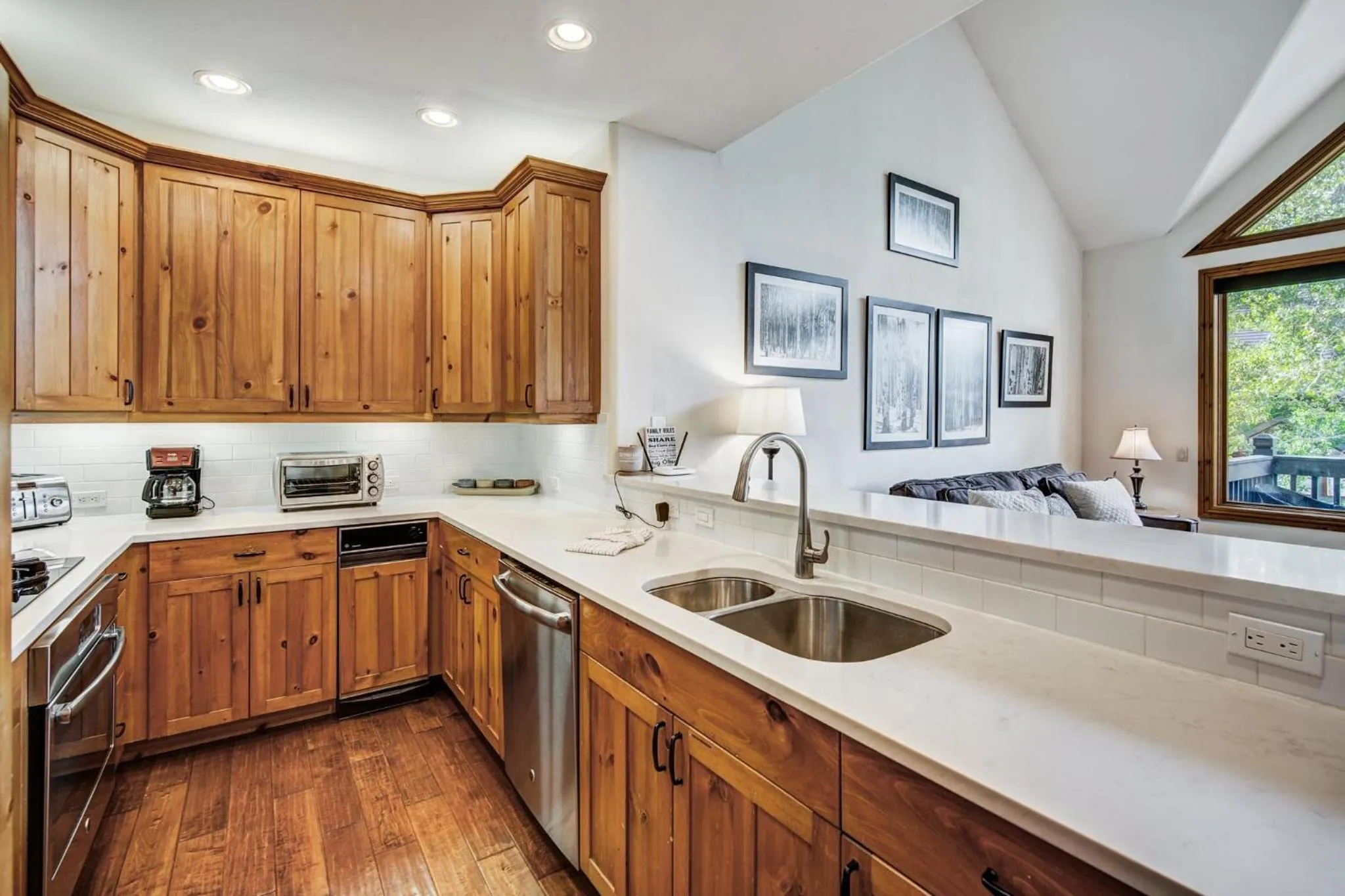 Kitchen or kitchenette in Arrowhead Village, A Vail Resorts Property