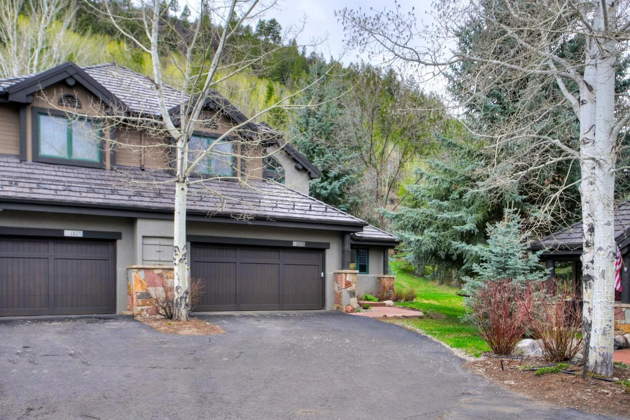 Photo of the whole room in Arrowhead Village, A Vail Resorts Property