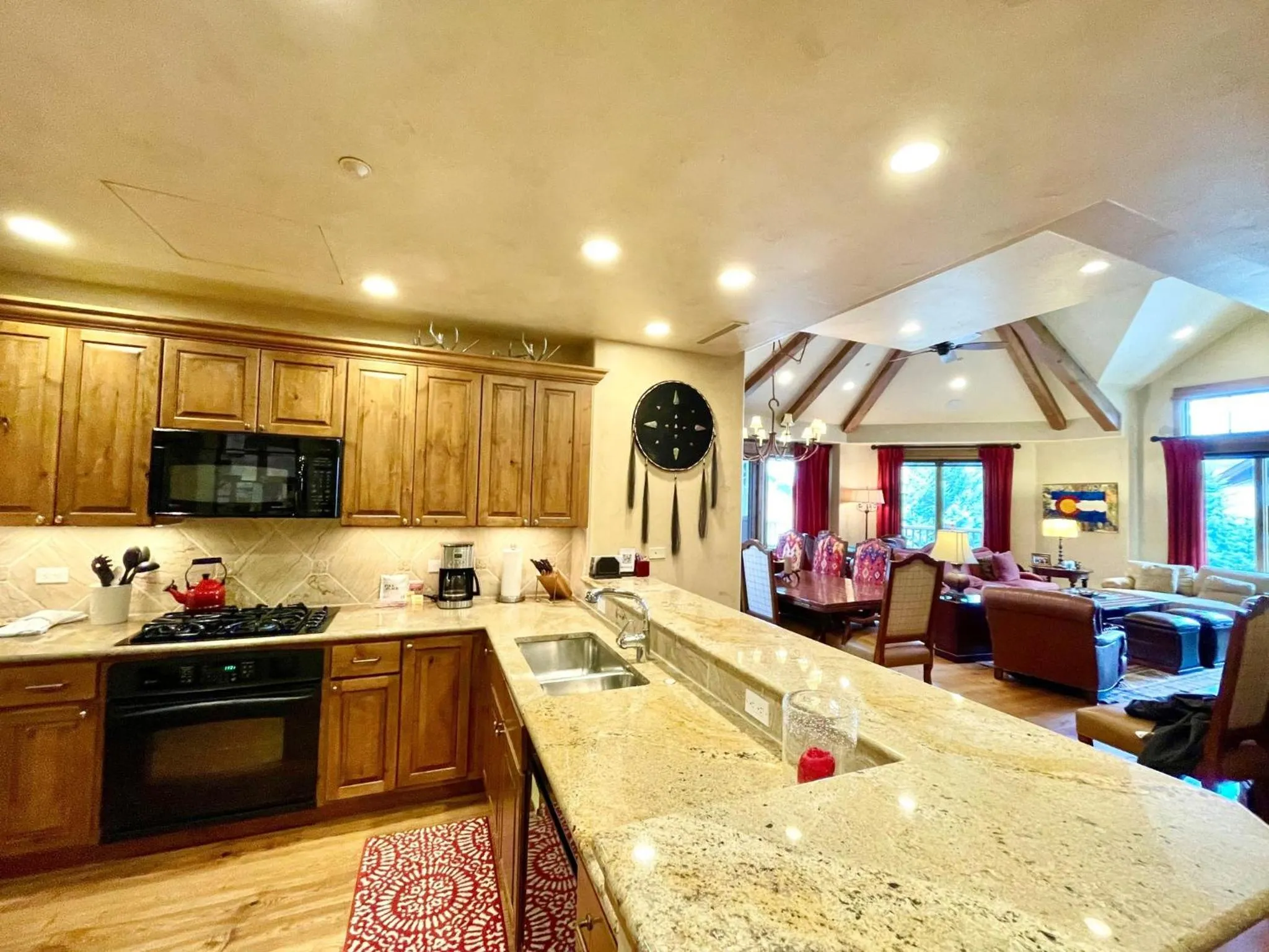 Kitchen or kitchenette in Arrowhead Village, A Vail Resorts Property