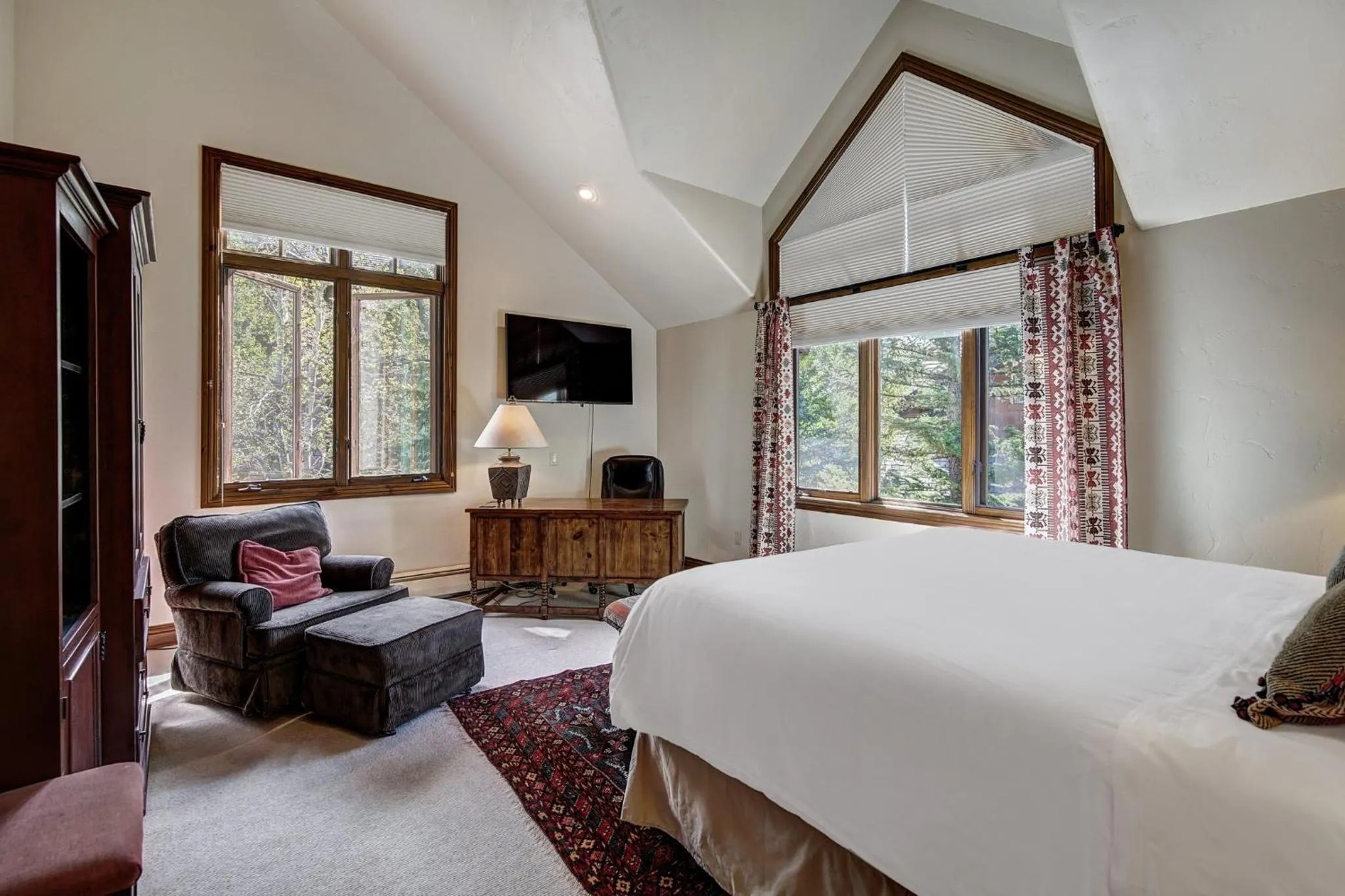 Bedroom, Bed in Arrowhead Village, A Vail Resorts Property