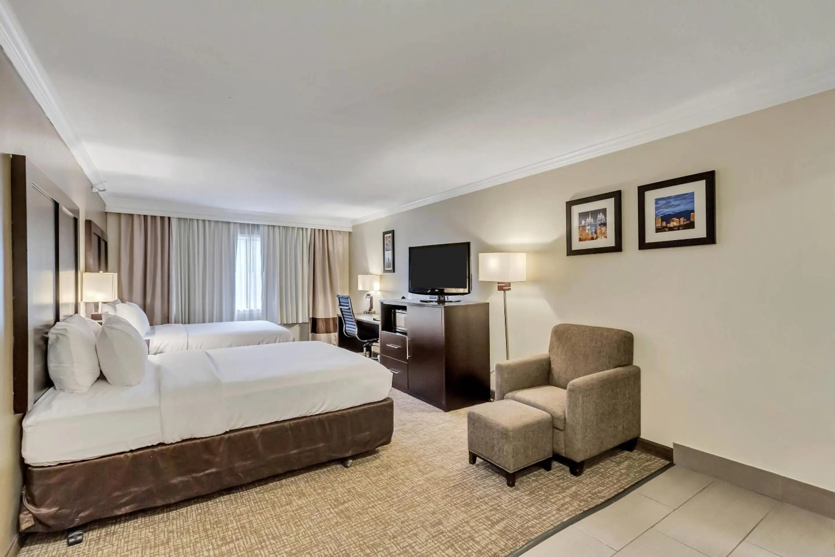 Bedroom, Bed in Comfort Inn Murray – Salt Lake City South