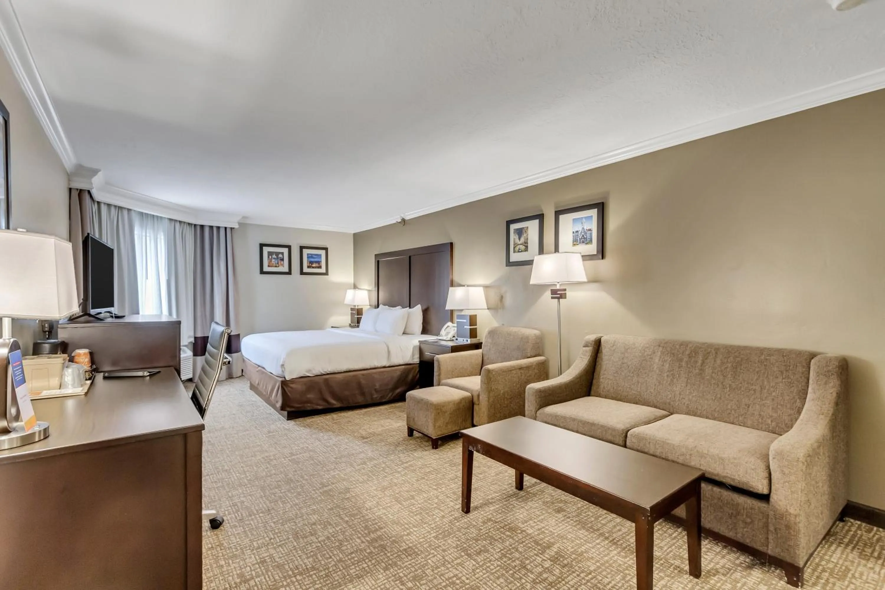 Bed in Comfort Inn Murray – Salt Lake City South