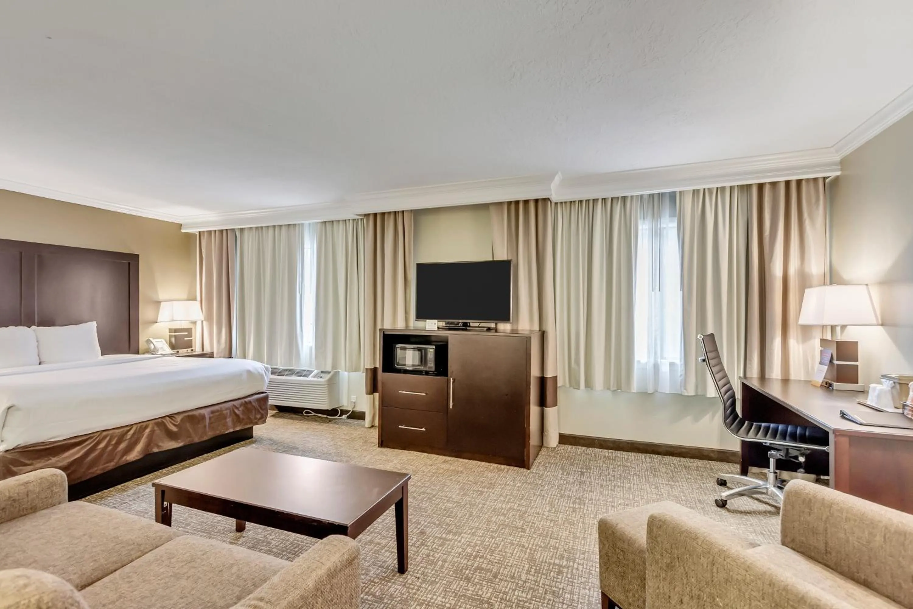 Bed in Comfort Inn Murray – Salt Lake City South