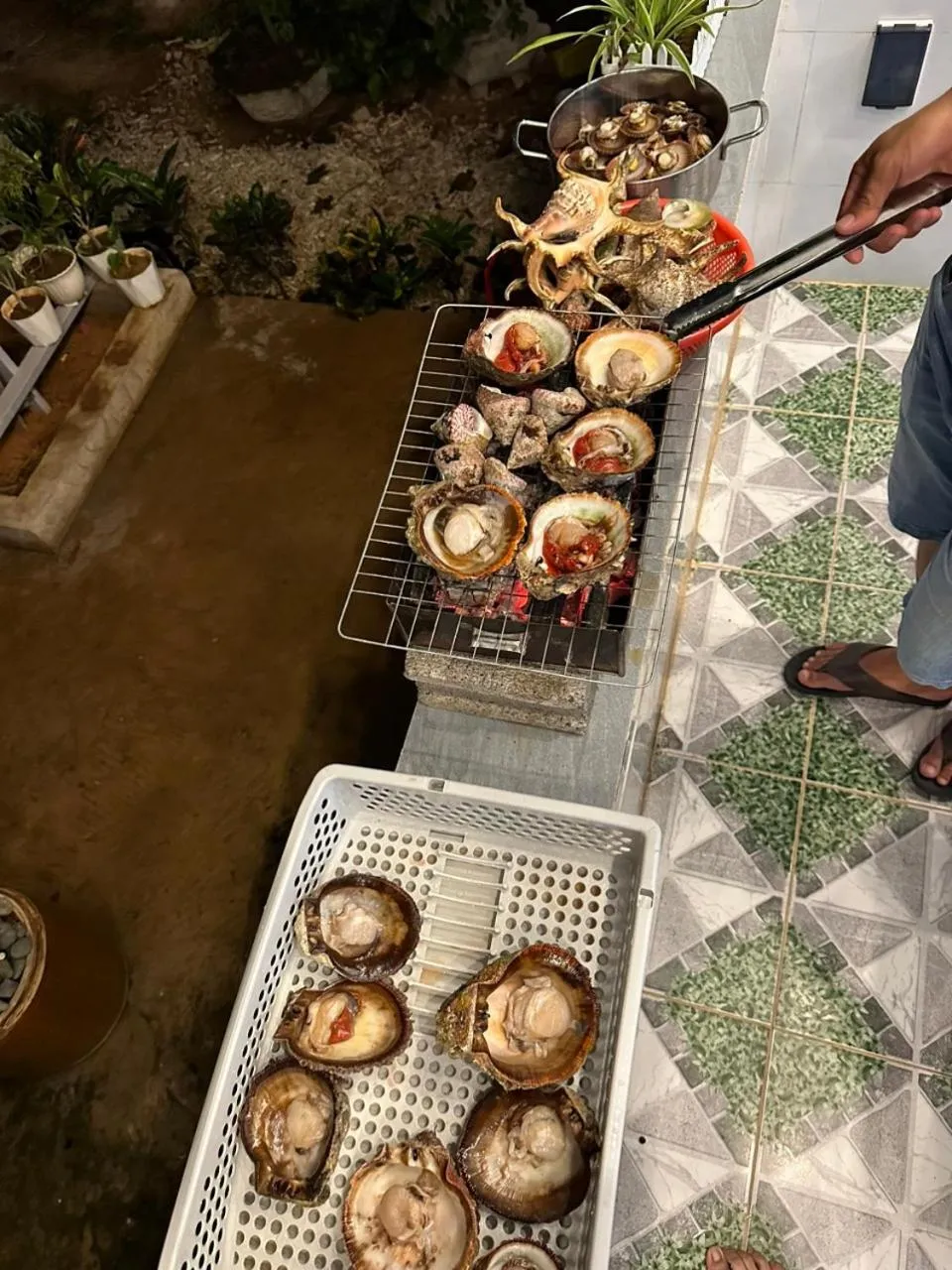 BBQ facilities in Homestay 1991