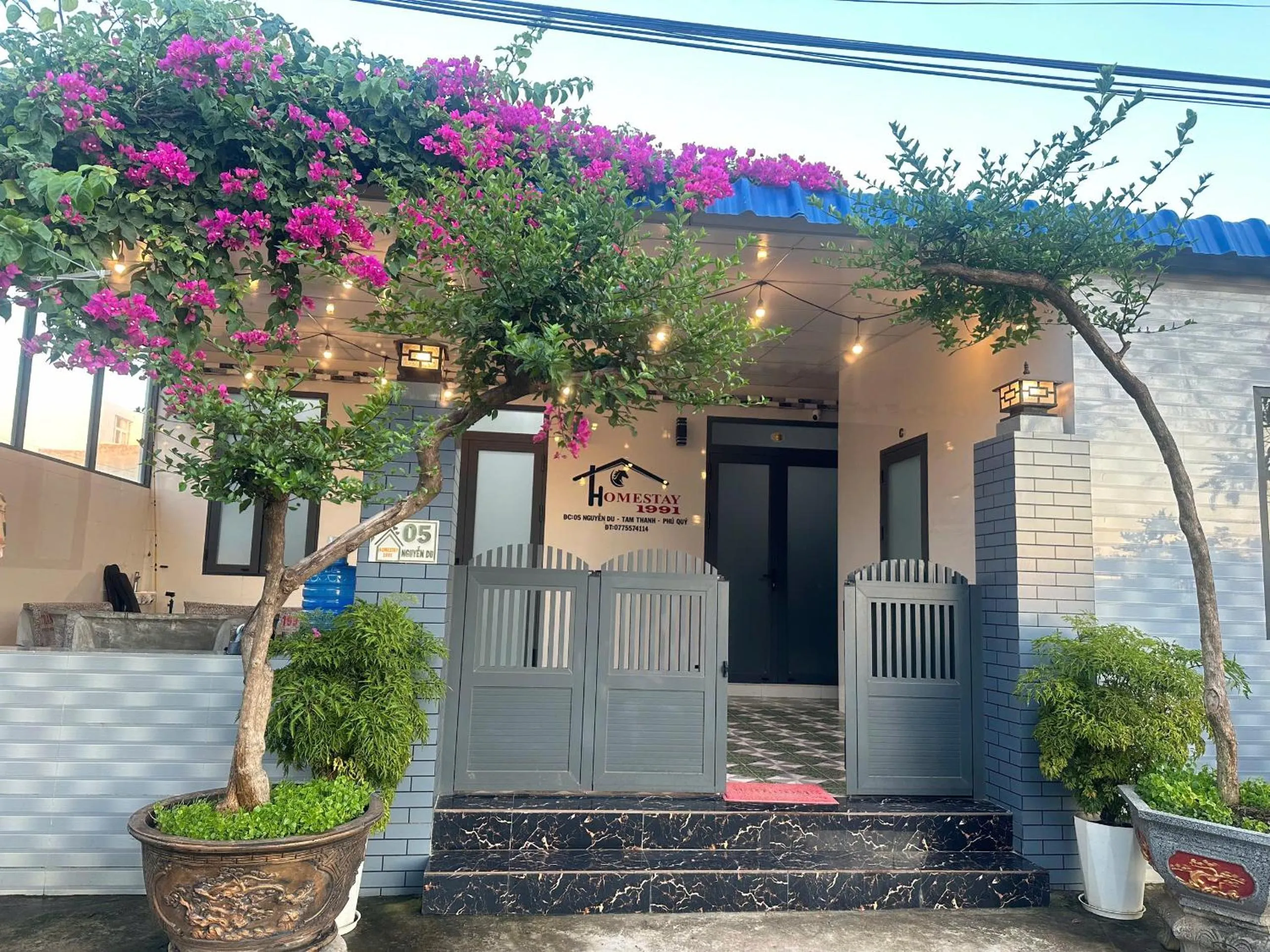 Property building in Homestay 1991