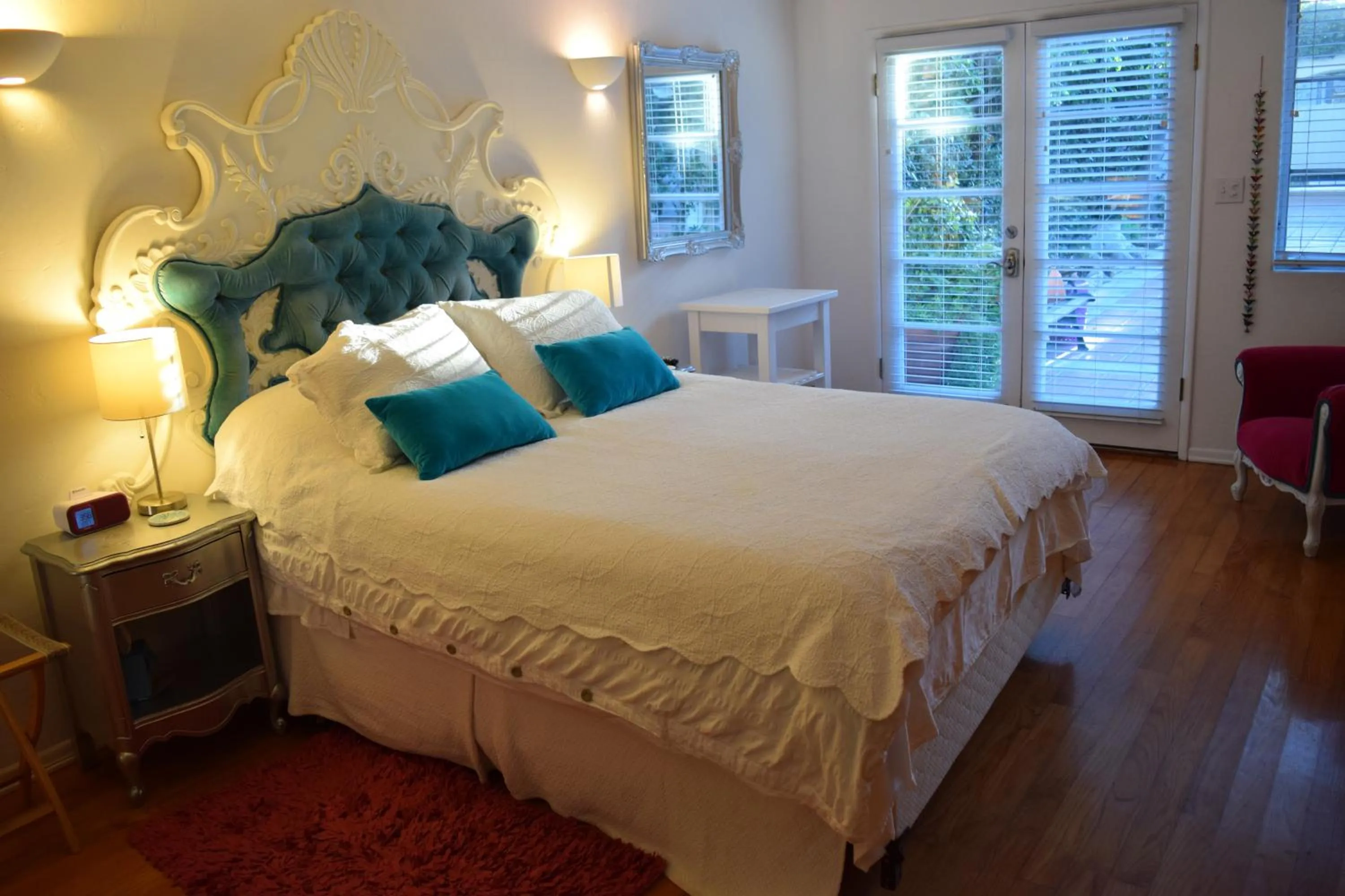 Bedroom, Bed in Beverly Hills Celebrity Home