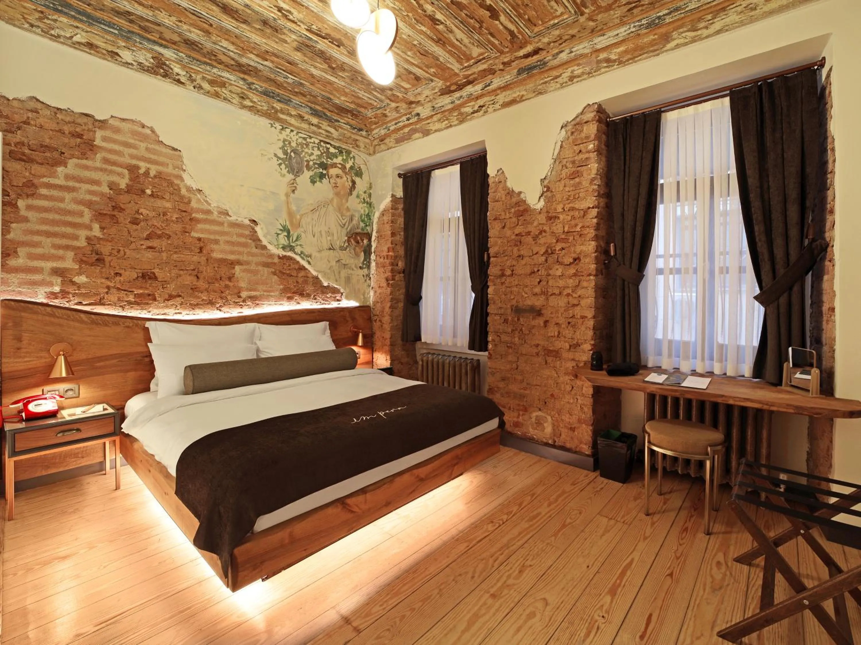 Bed in Impera Hotel - Special Category