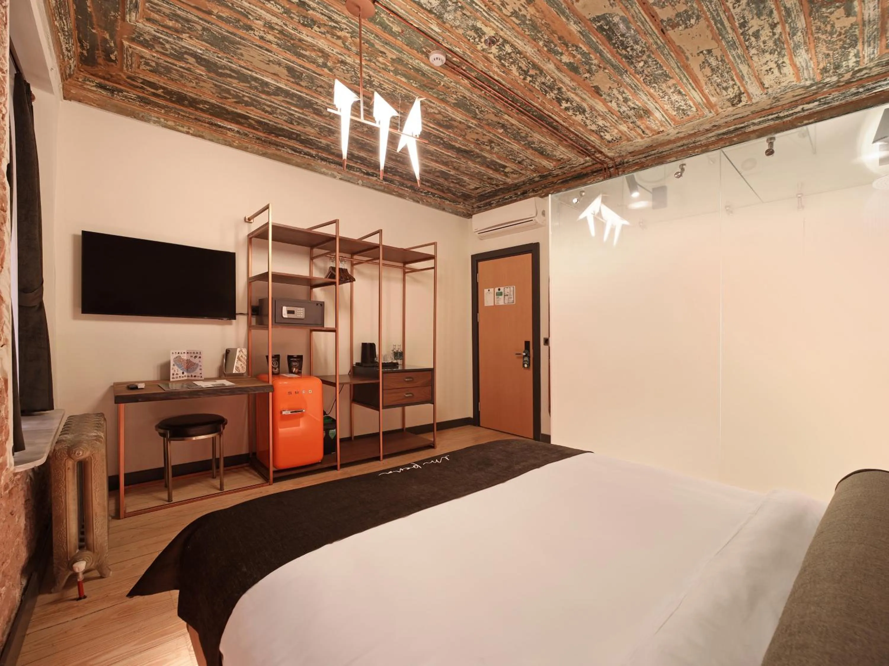 TV and multimedia, Bed in Impera Hotel - Special Category