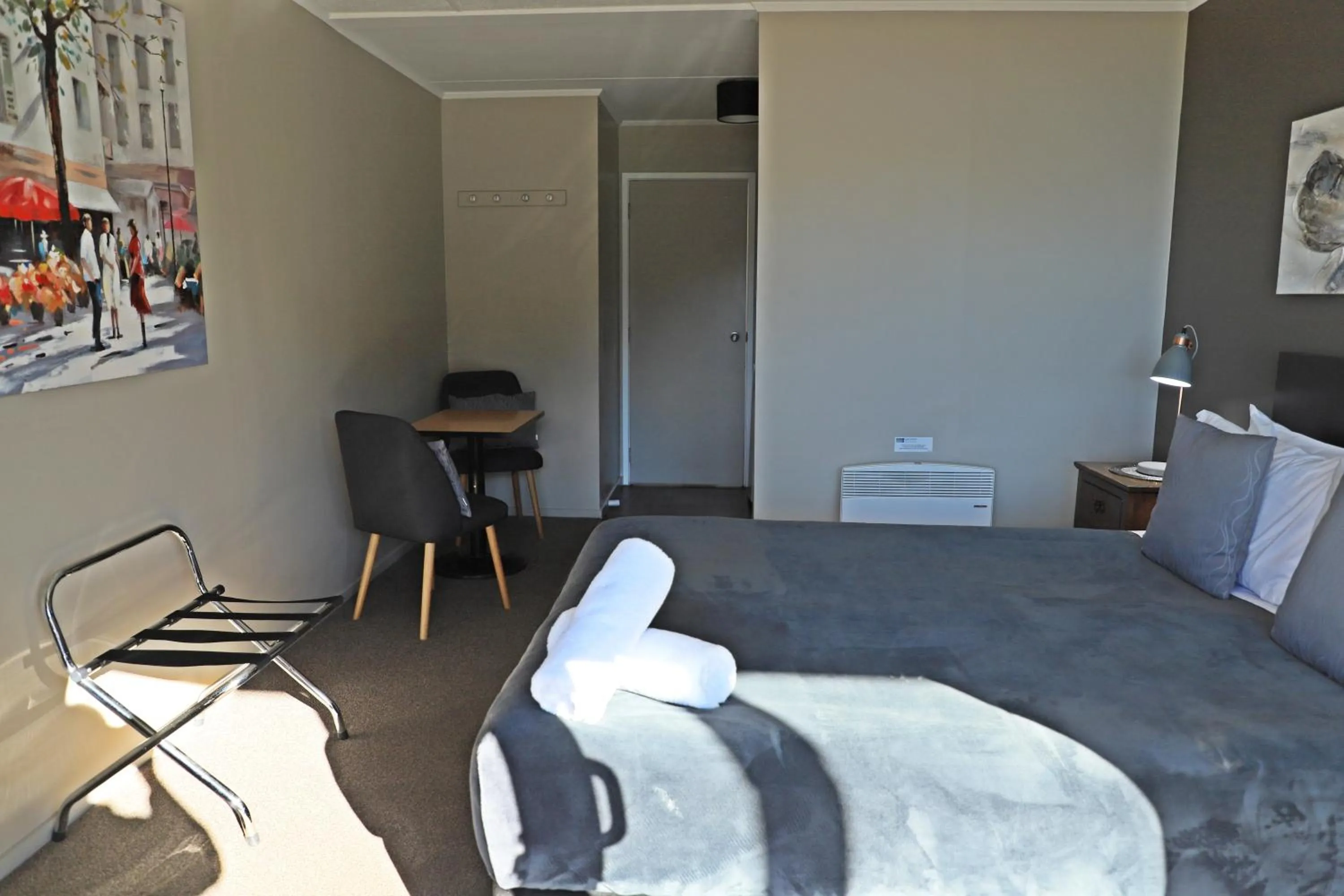 Lakes Edge Holiday Park