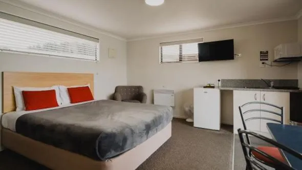 Bed in Lakes Edge Holiday Park