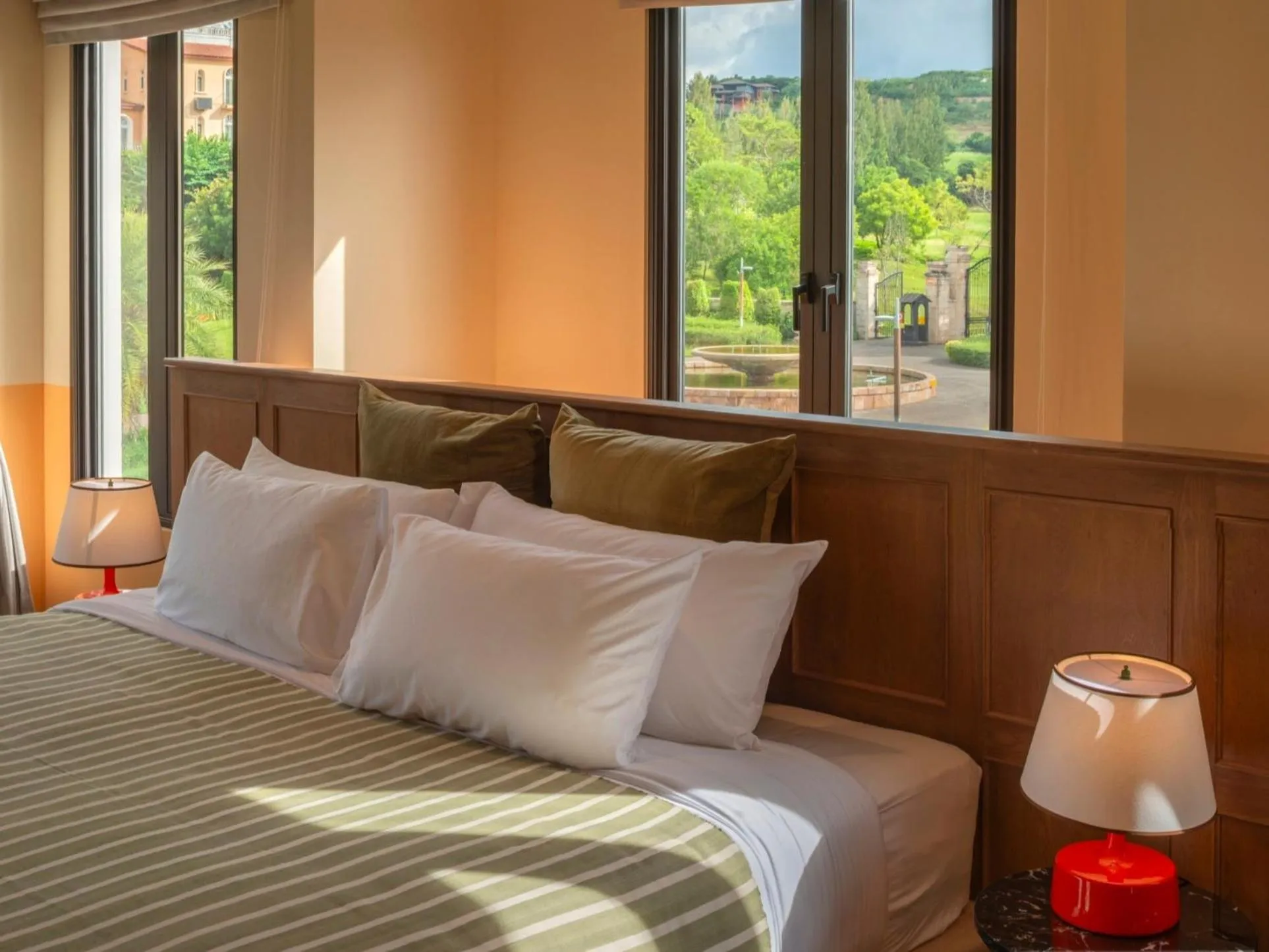 Bed in Toscana Valley Hotel Portofino