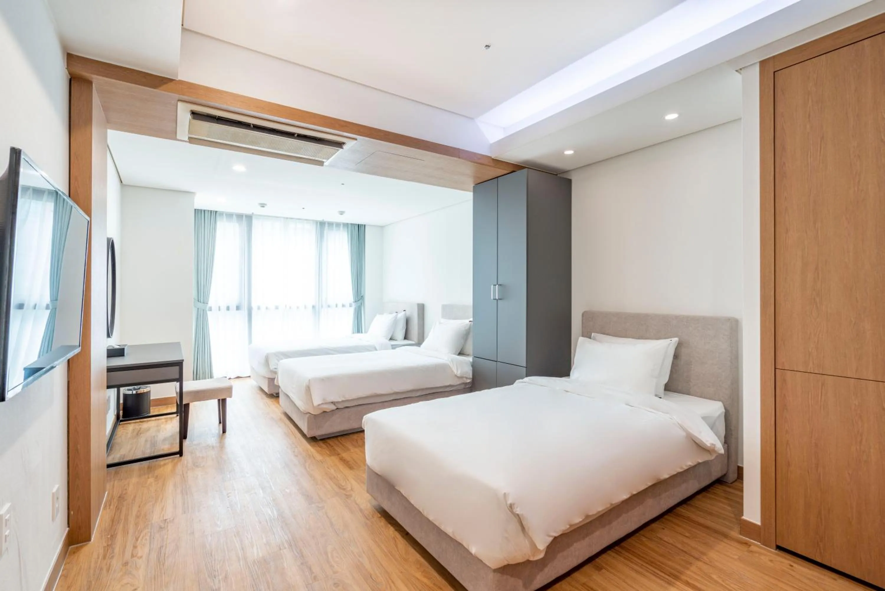 Bed in Centum Convention Hotel In Centum