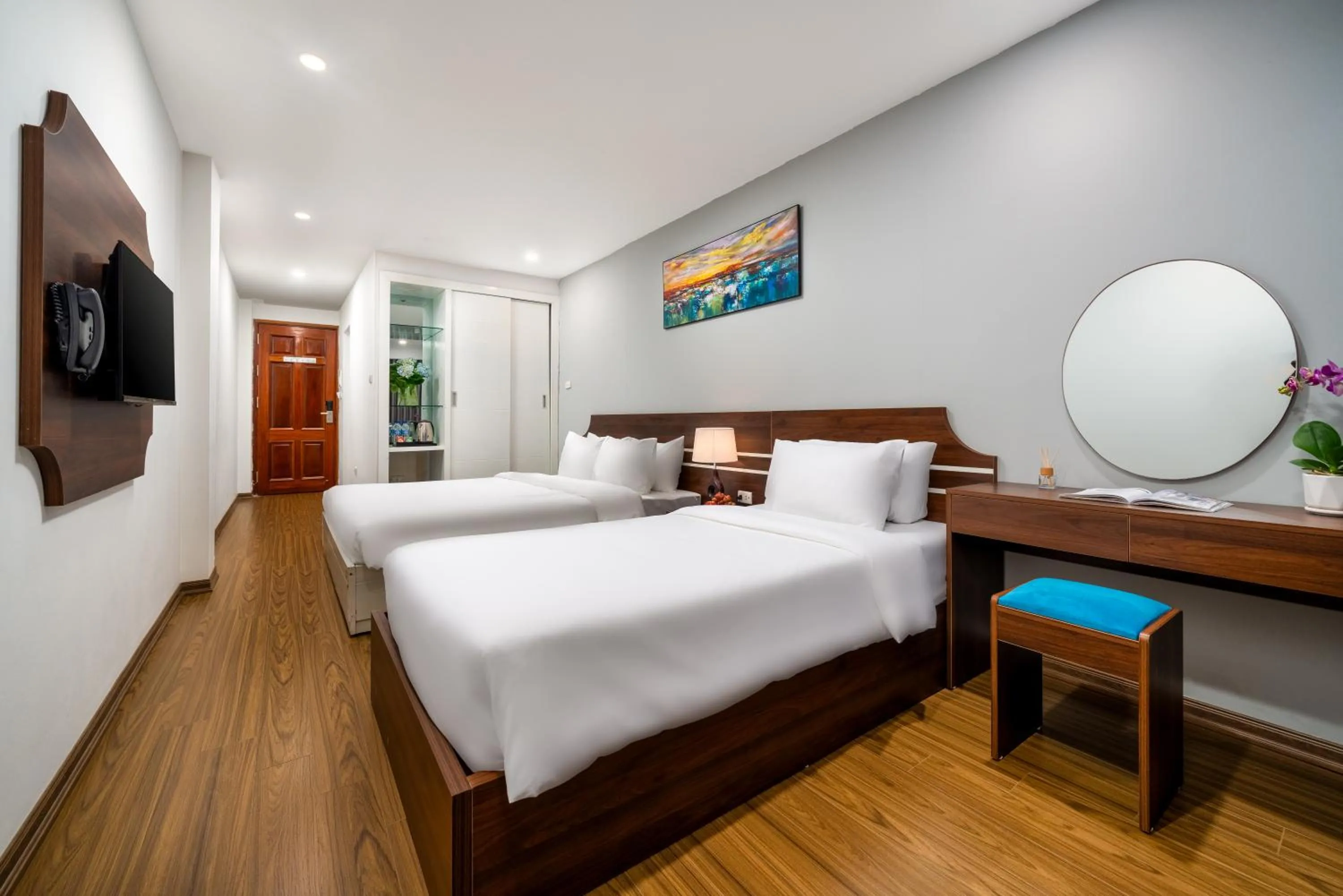 Bed in Astoria Hanoi Hotel & Travel