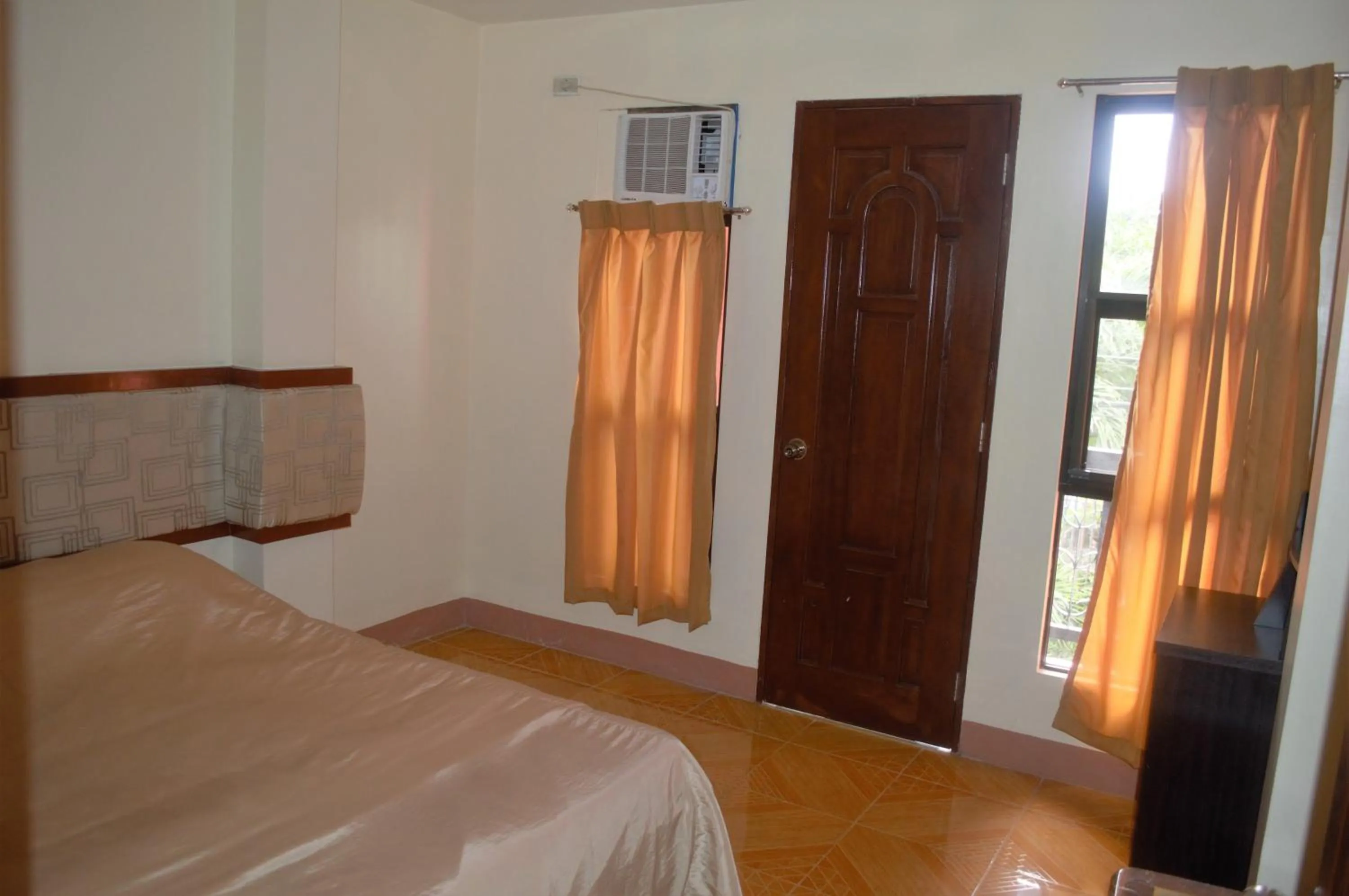 Bed in Manora Apartment