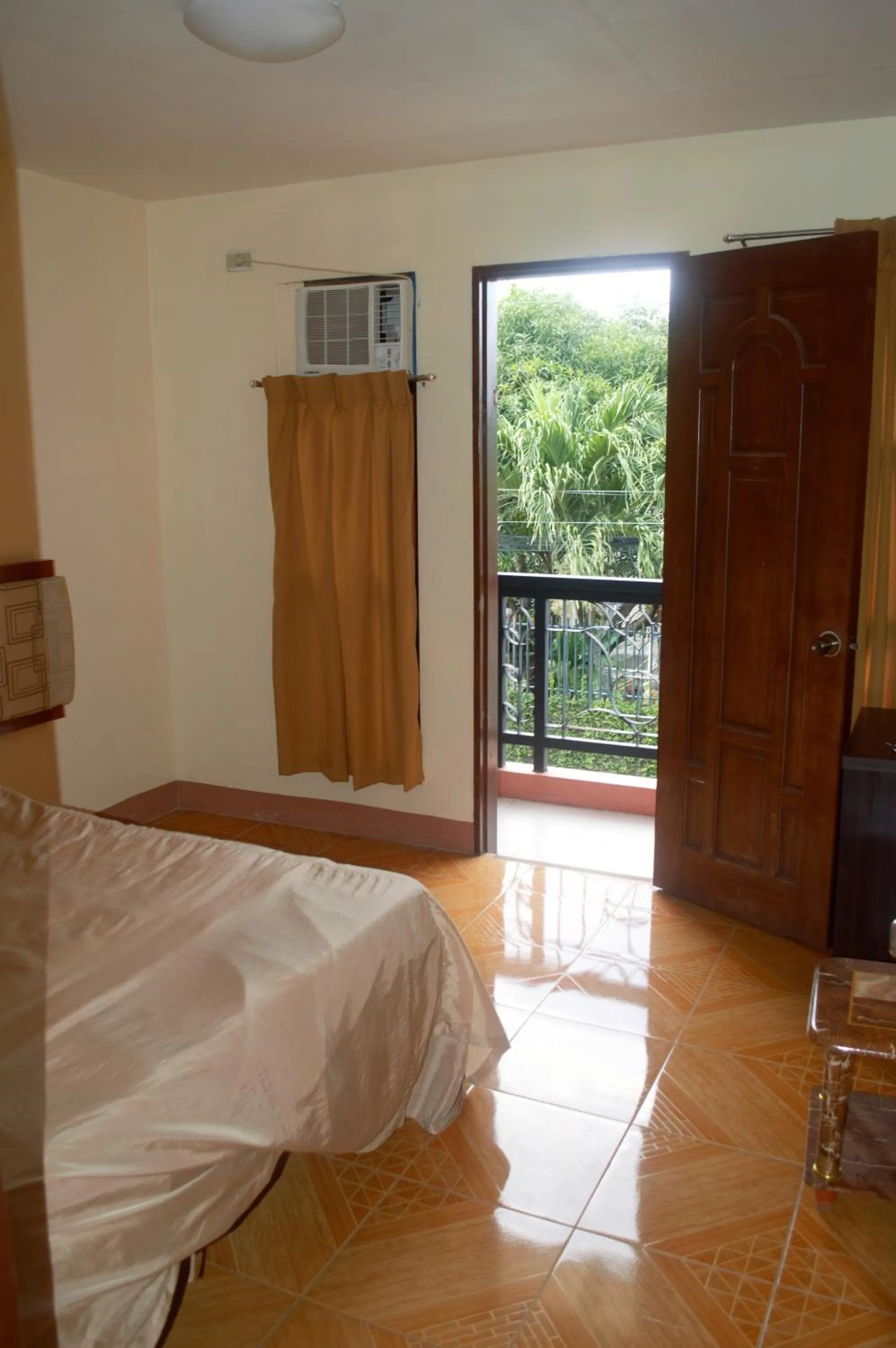 Bed in Manora Apartment