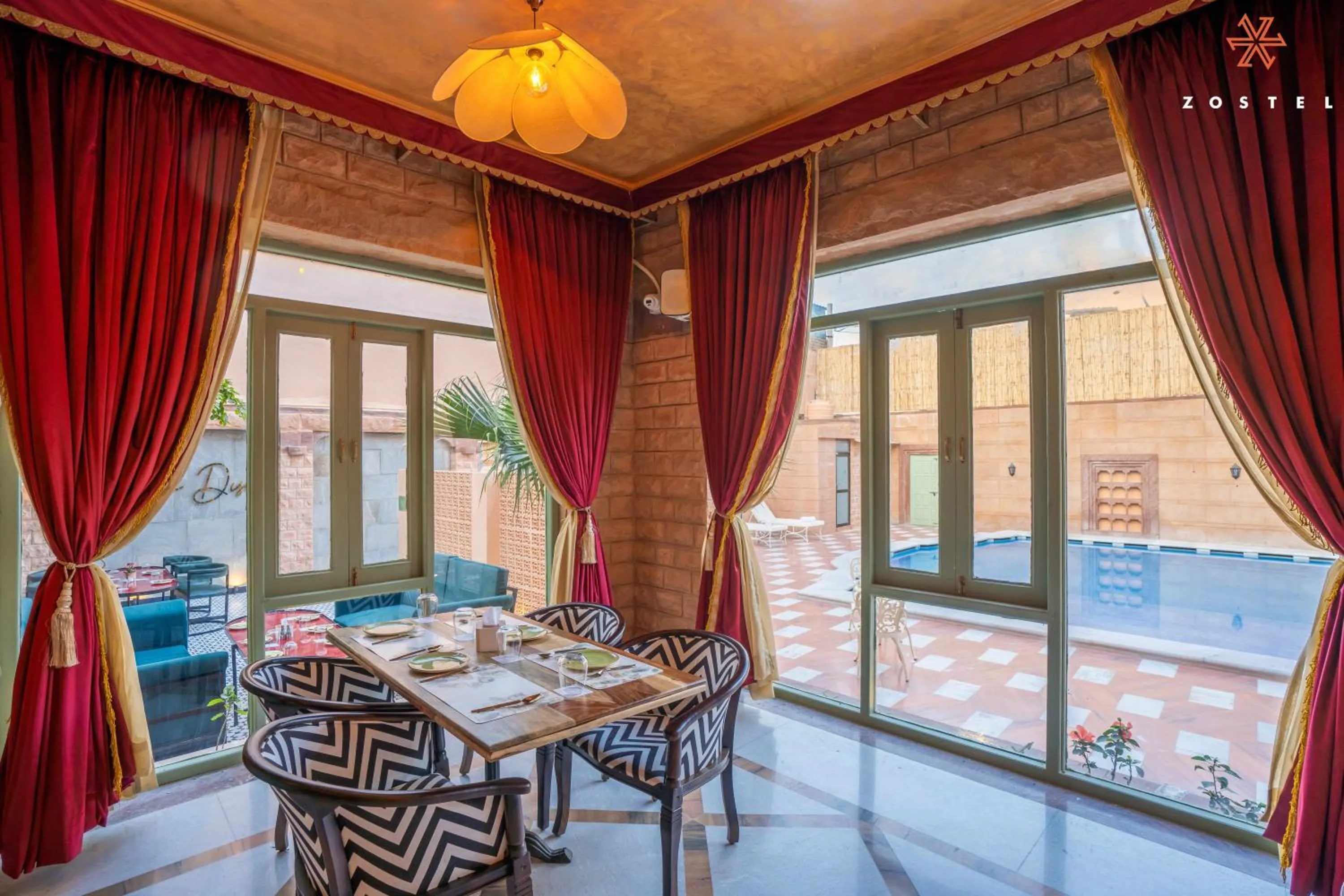 Restaurant/places to eat in Zostel Jodhpur (Ratanada)