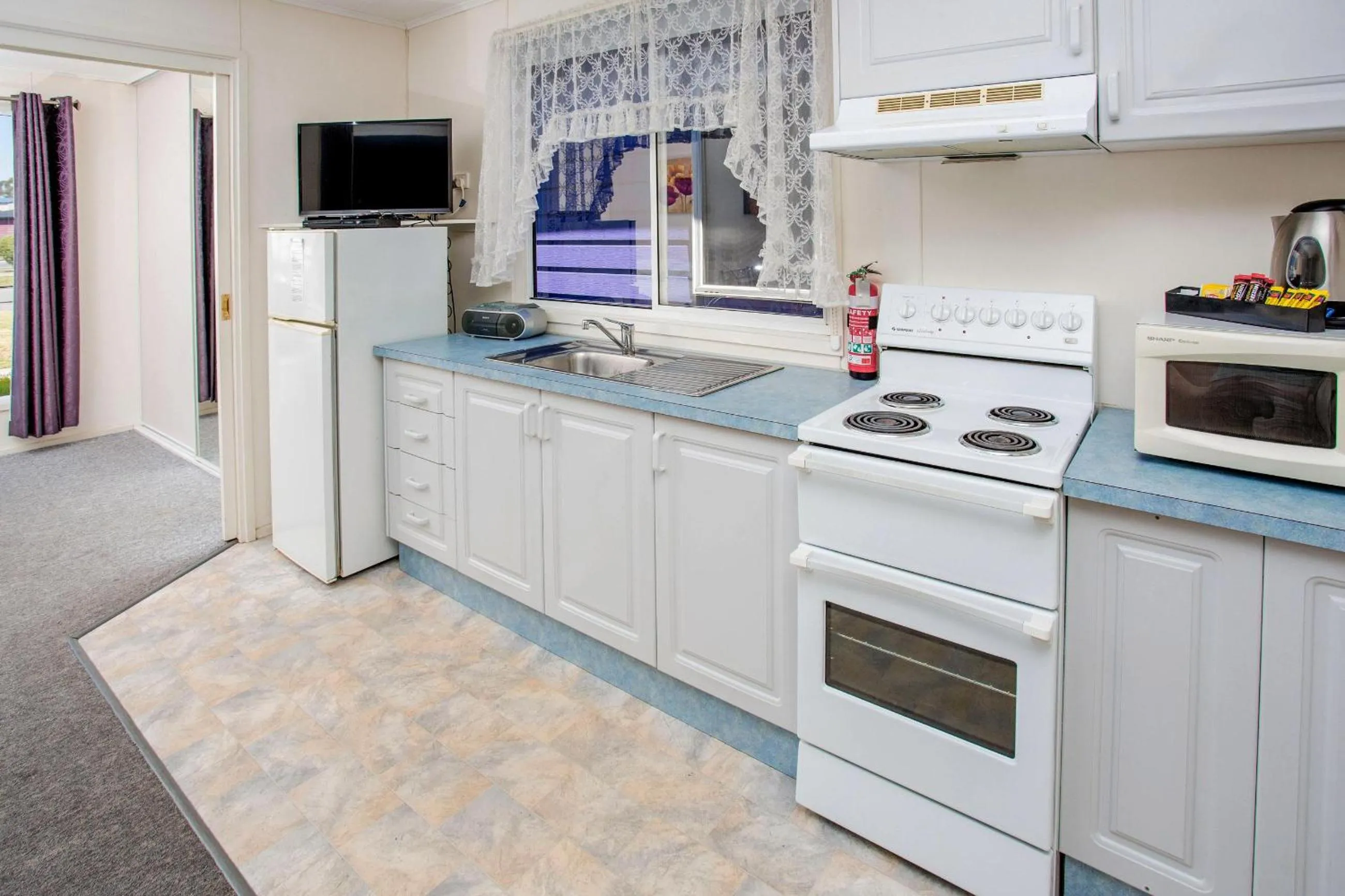 kitchen in BIG4 Traralgon Park Lane Holiday Park