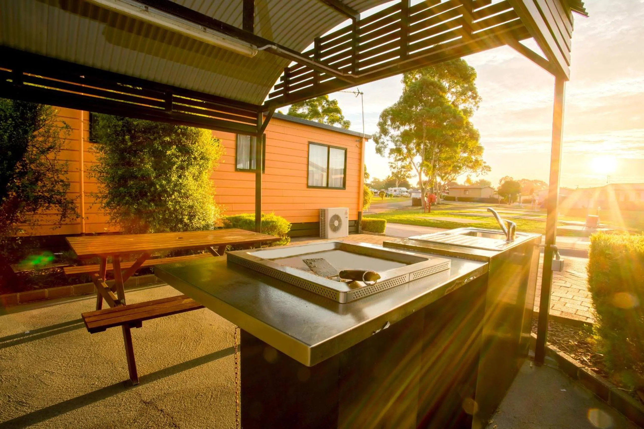 BBQ facilities in BIG4 Traralgon Park Lane Holiday Park