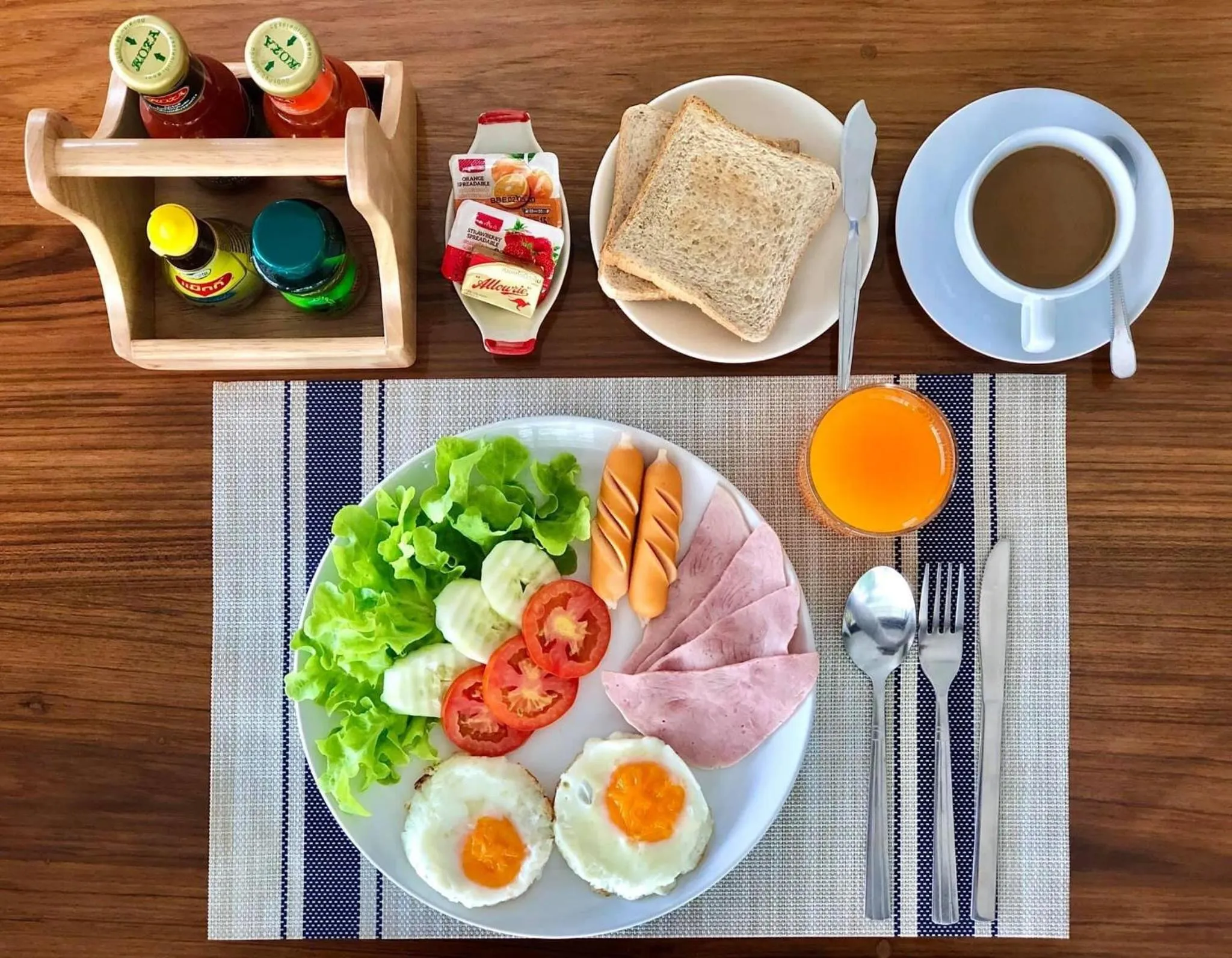 Breakfast in Diamond de pai