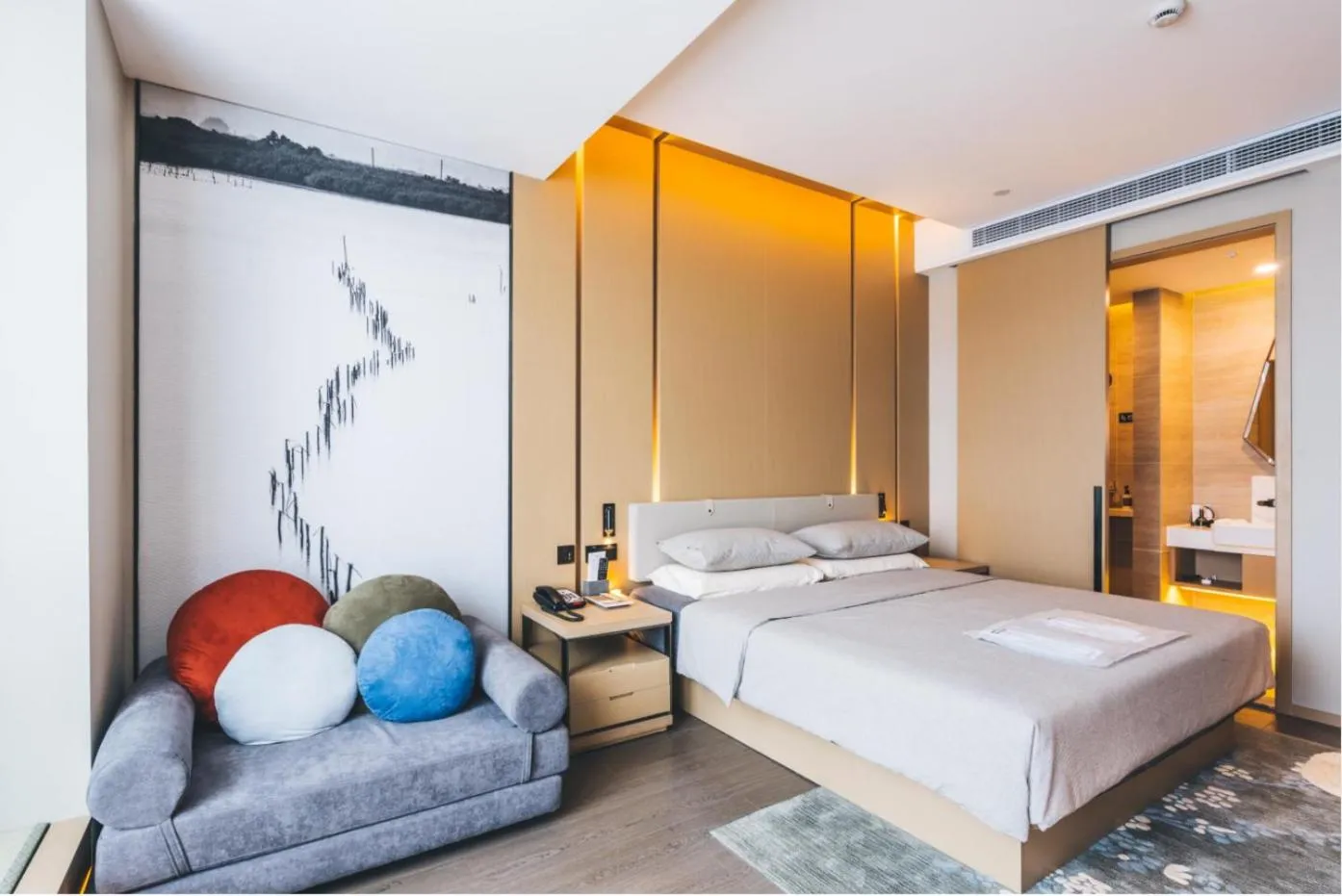 Bed in Atour Hotel Hangzhou Binjiang Olympic Sports