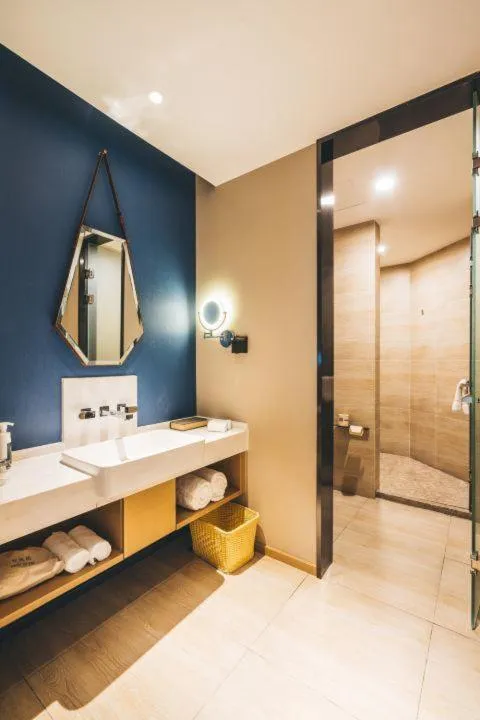 Bathroom in Atour Hotel Hangzhou Binjiang Olympic Sports
