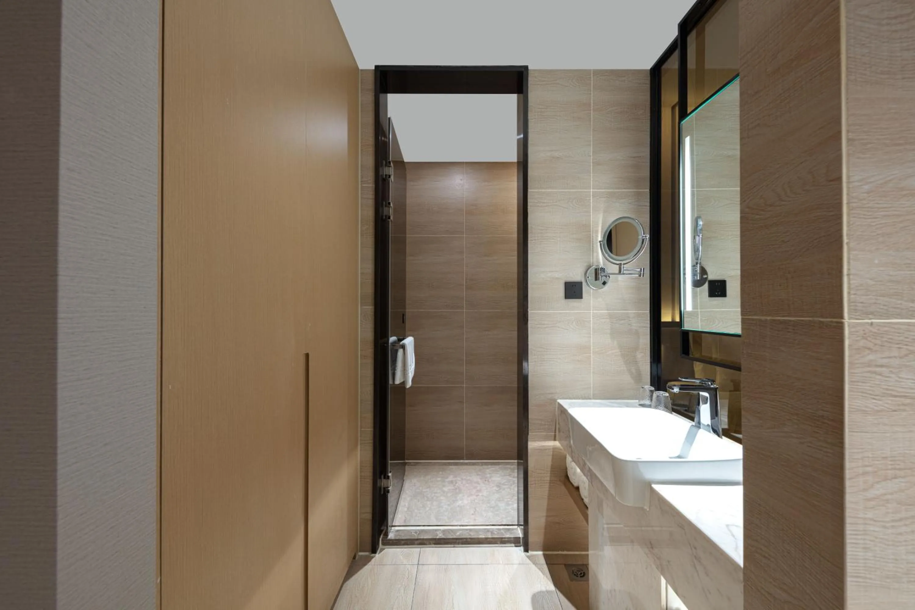 Shower in Atour Hotel Hangzhou Binjiang Olympic Sports