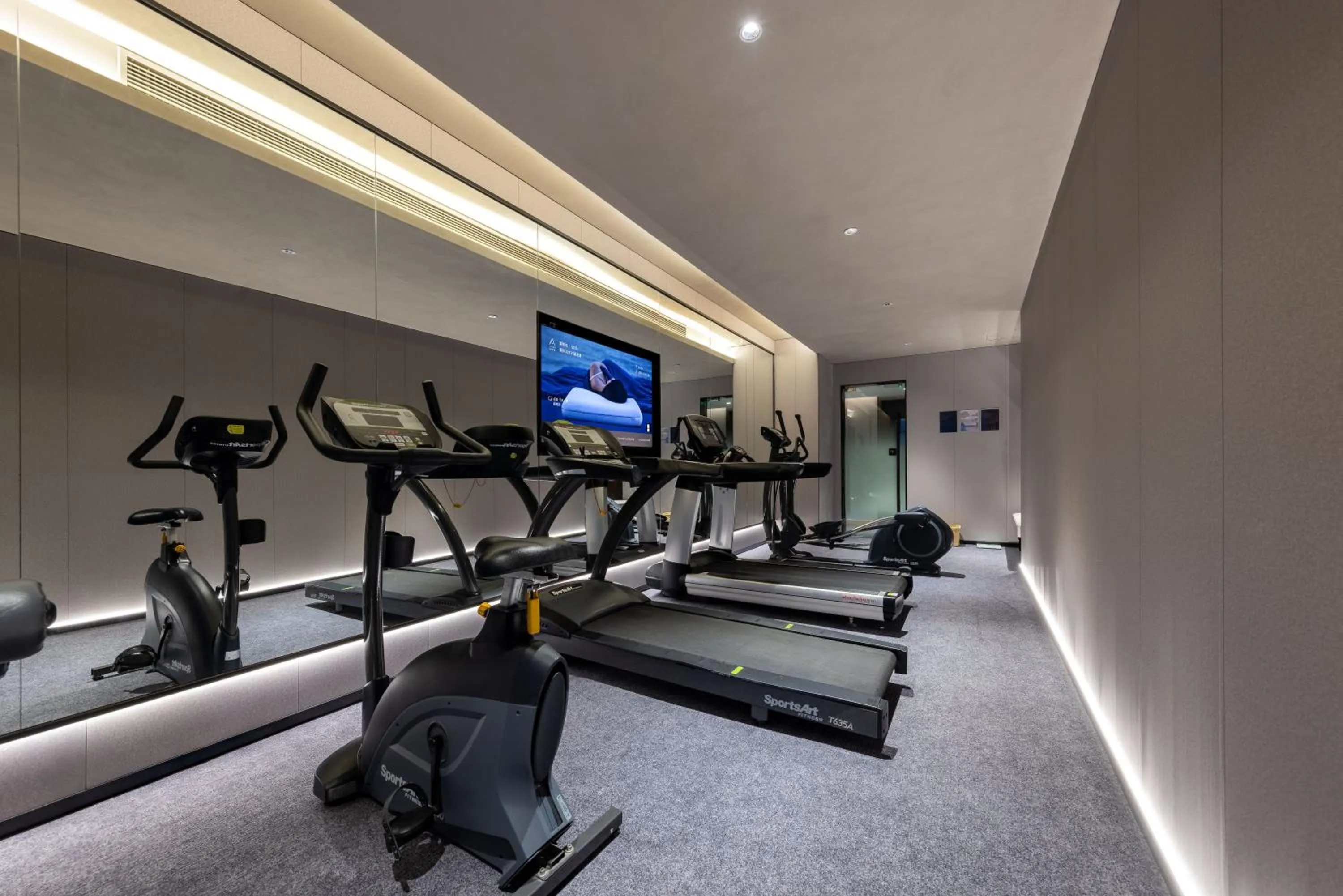 Fitness centre/facilities in Atour Hotel Hangzhou Binjiang Olympic Sports