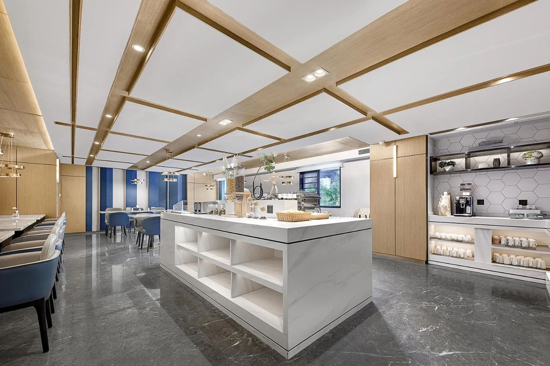 Restaurant/places to eat in Atour Hotel Guangzhou Panyu City Bridge