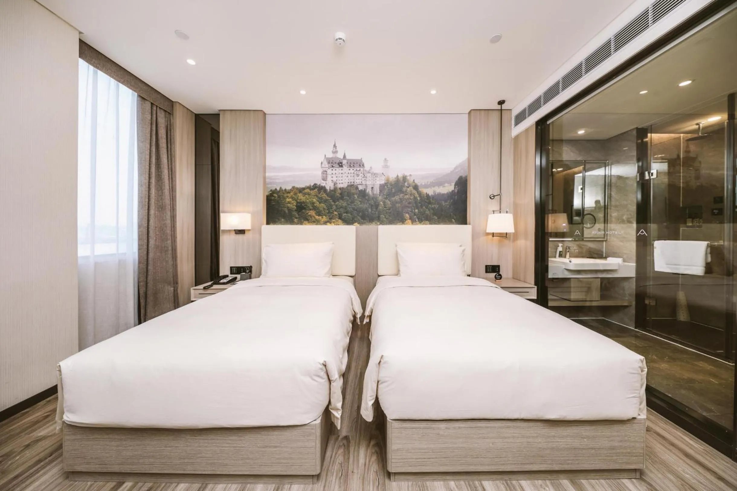 Bed in Atour Hotel Shenzhen Guanlan