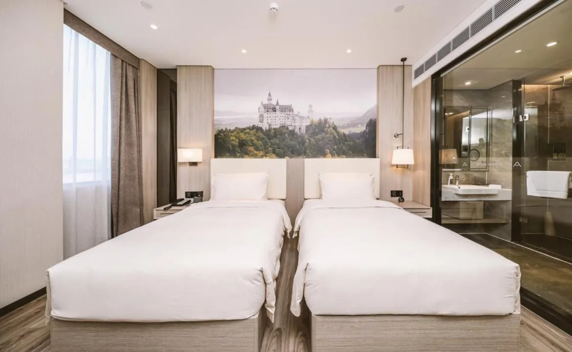 Bed in Atour Hotel Shenzhen Guanlan