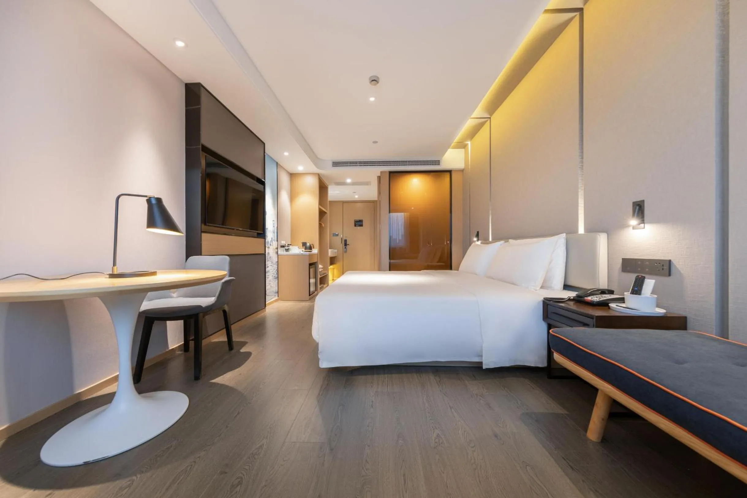 Bedroom, Bed in Atour Hotel Shanghai Caohejing