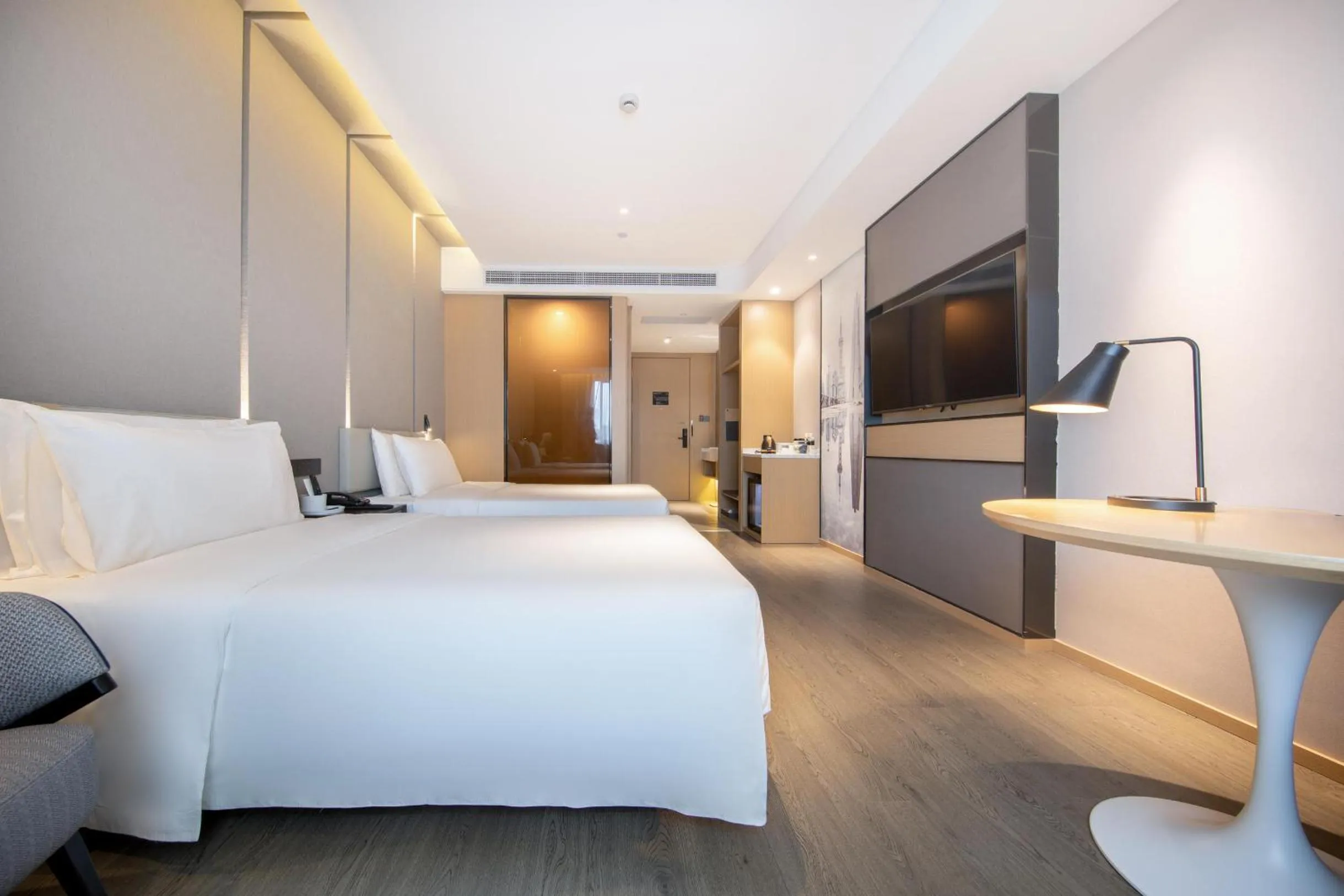 Bedroom, Bed in Atour Hotel Shanghai Caohejing