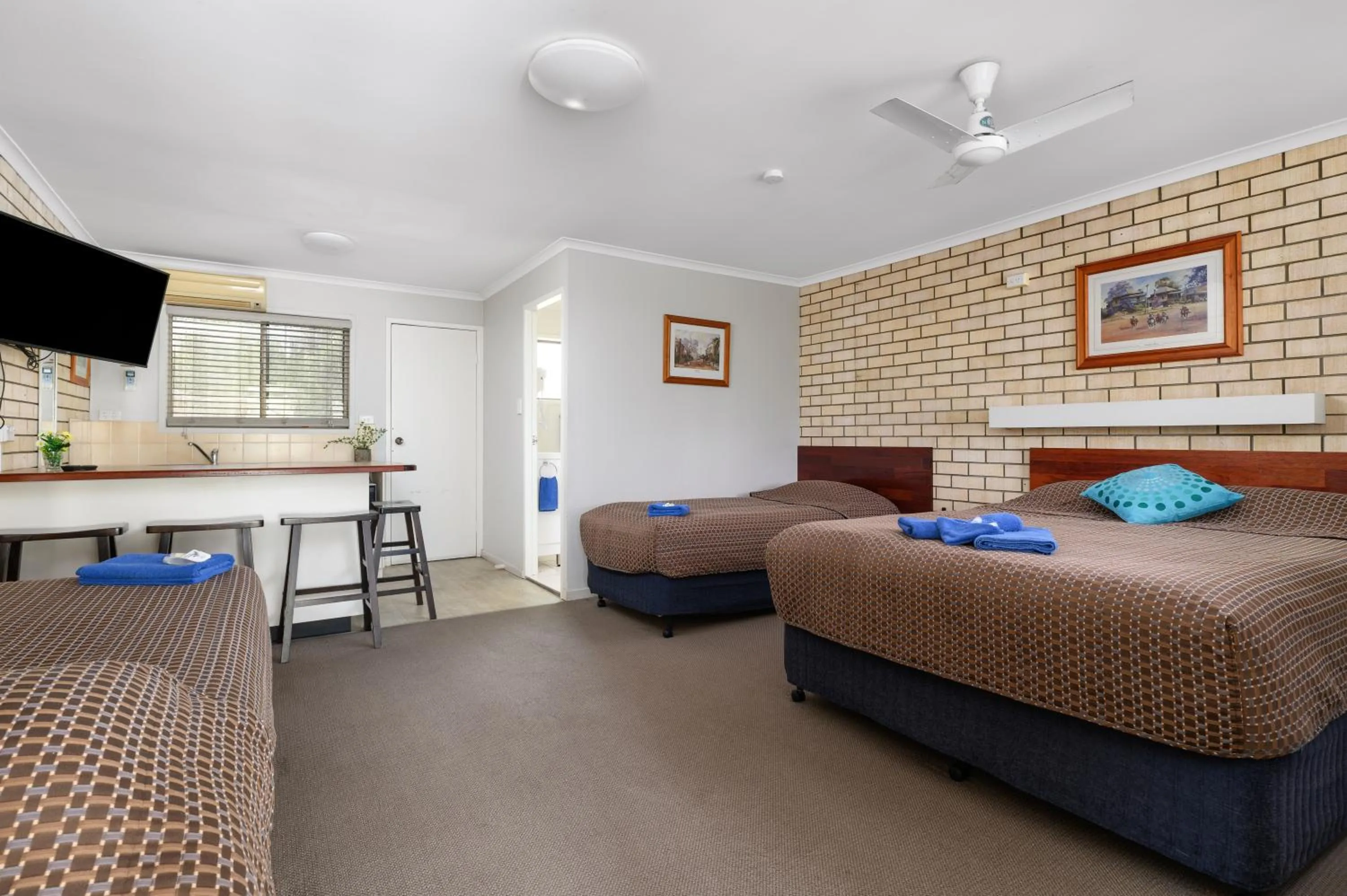 Bed in Goomeri Motel