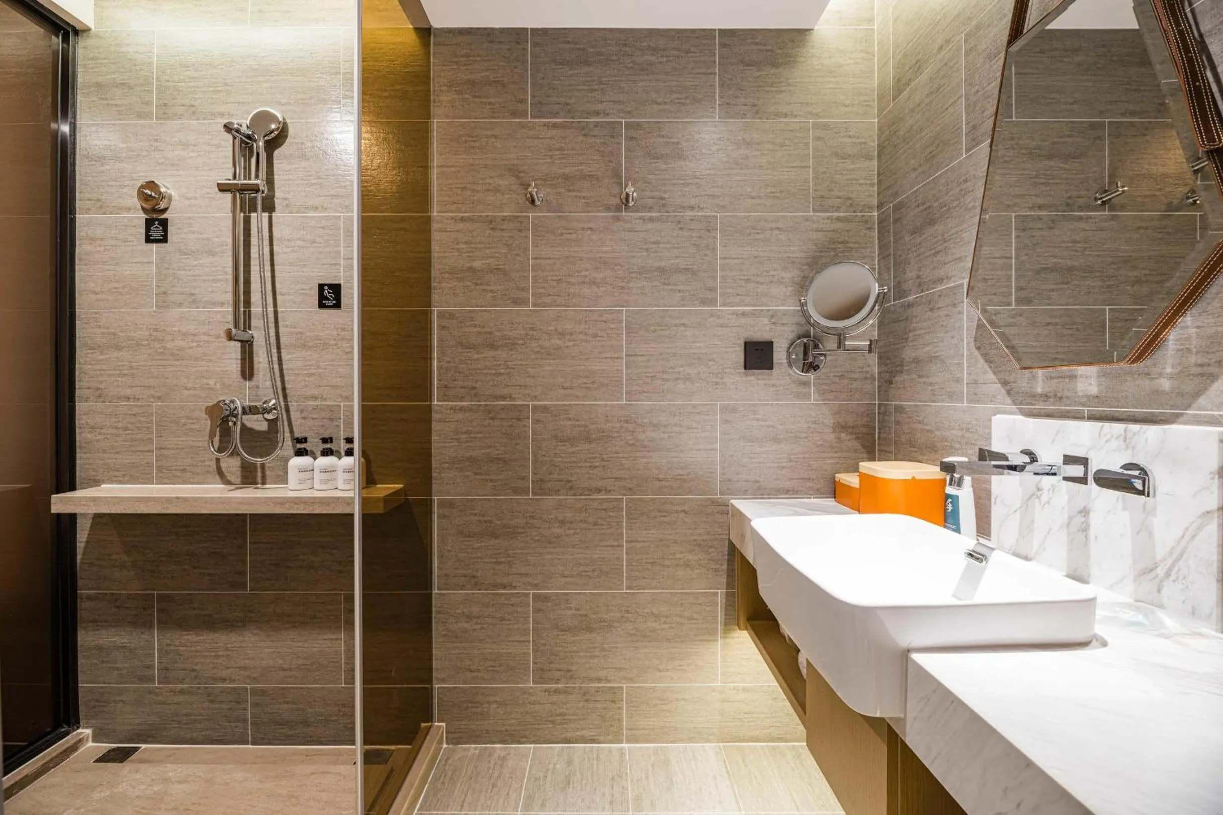 Atour Hotel Hangzhou Huanglong Wanke Xueyuan Road