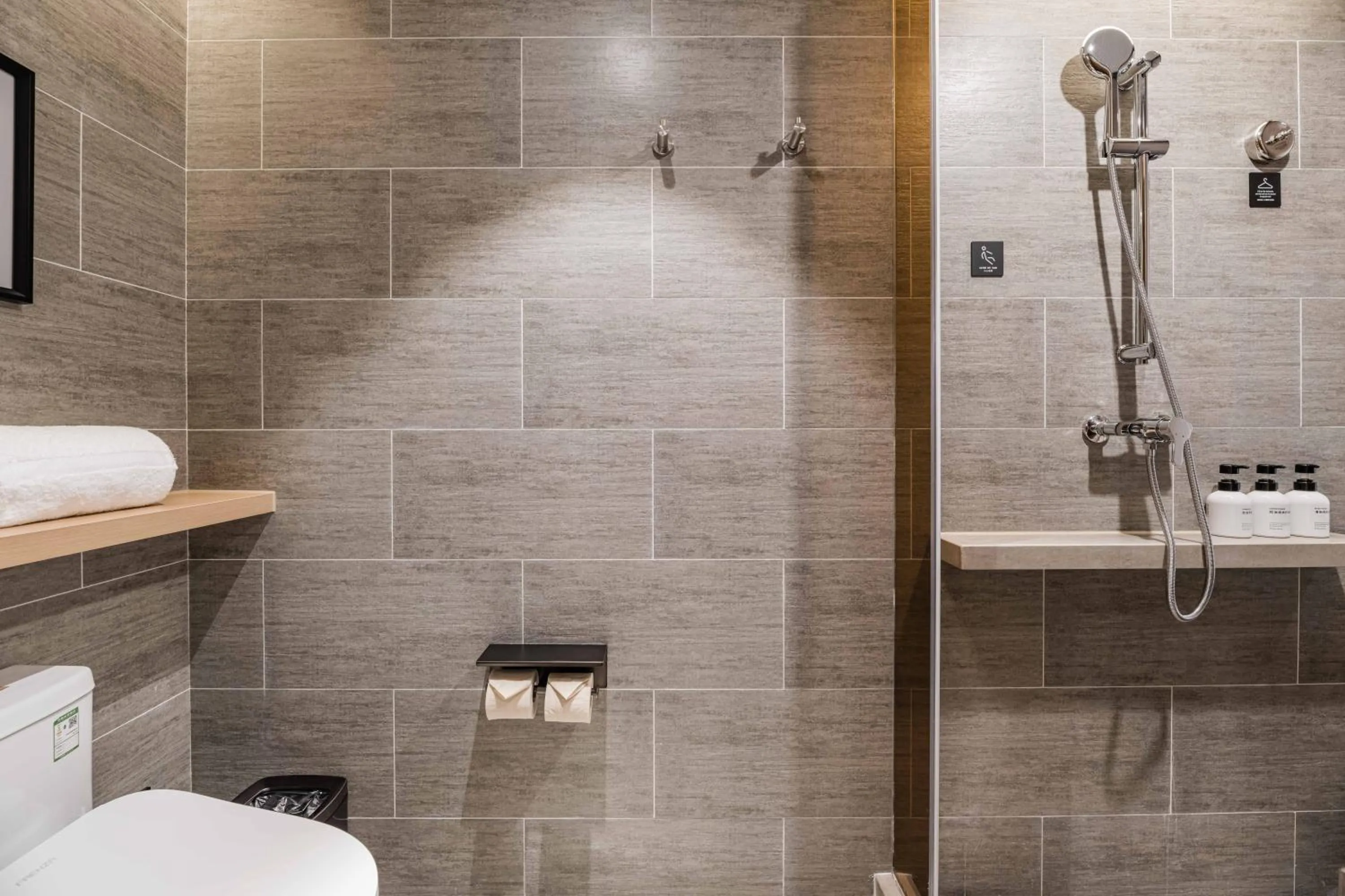 Atour Hotel Hangzhou West Lake Wulin Plaza North Jianguo Road