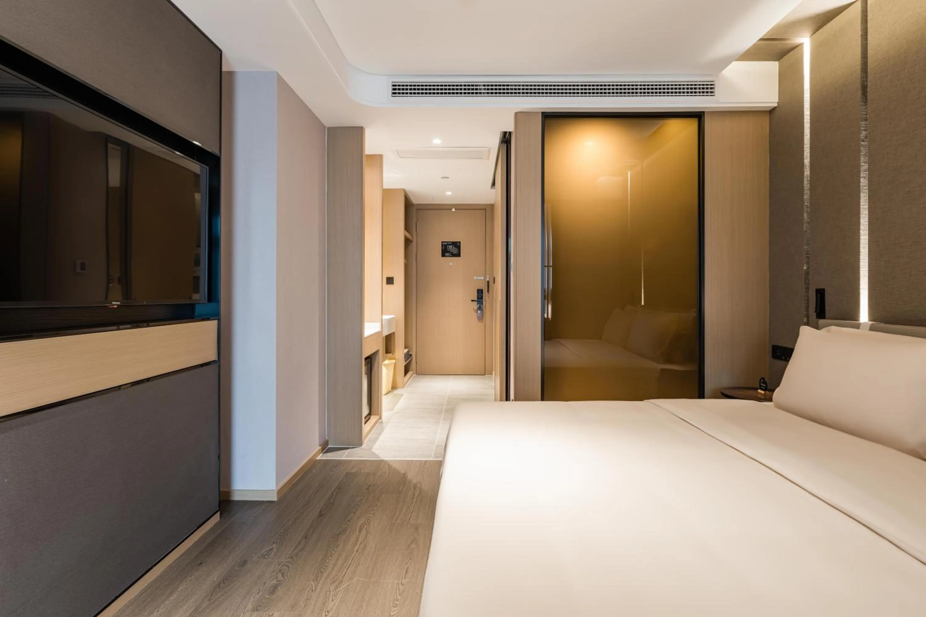 Bed in Atour Hotel Hangzhou West Lake Wulin Plaza North Jianguo Road