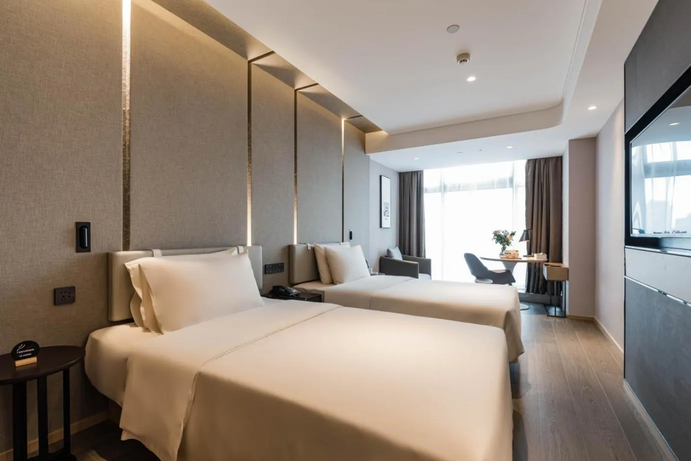 Bed in Atour Hotel Hangzhou West Lake Wulin Plaza North Jianguo Road