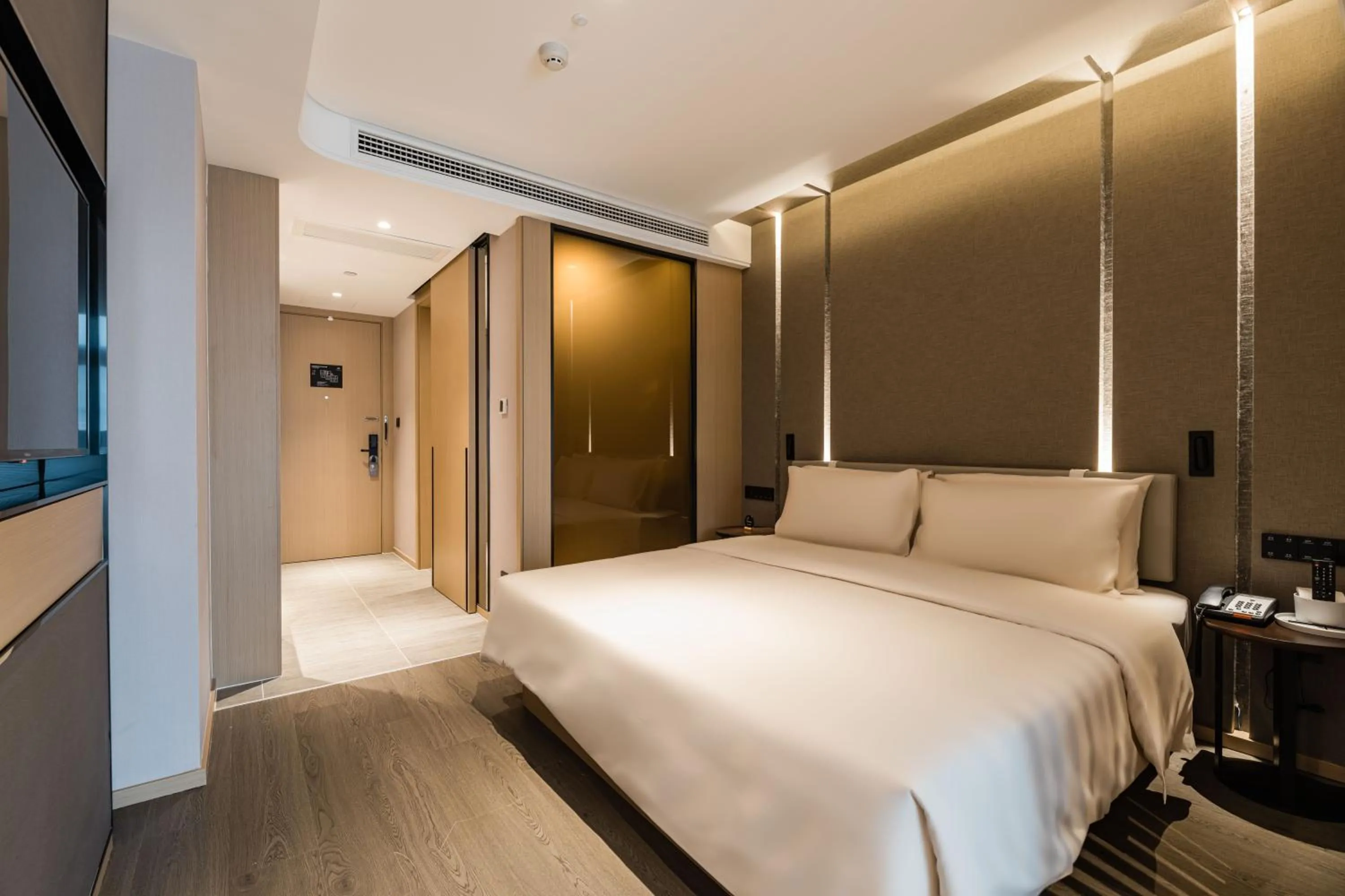 Bed in Atour Hotel Hangzhou West Lake Wulin Plaza North Jianguo Road
